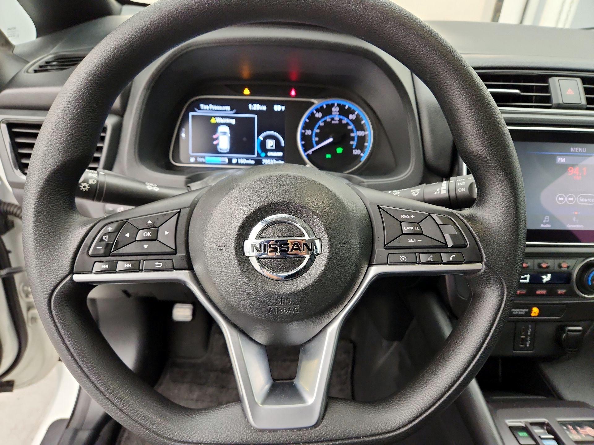 Thumbnail: 2021 Nissan Leaf - 10