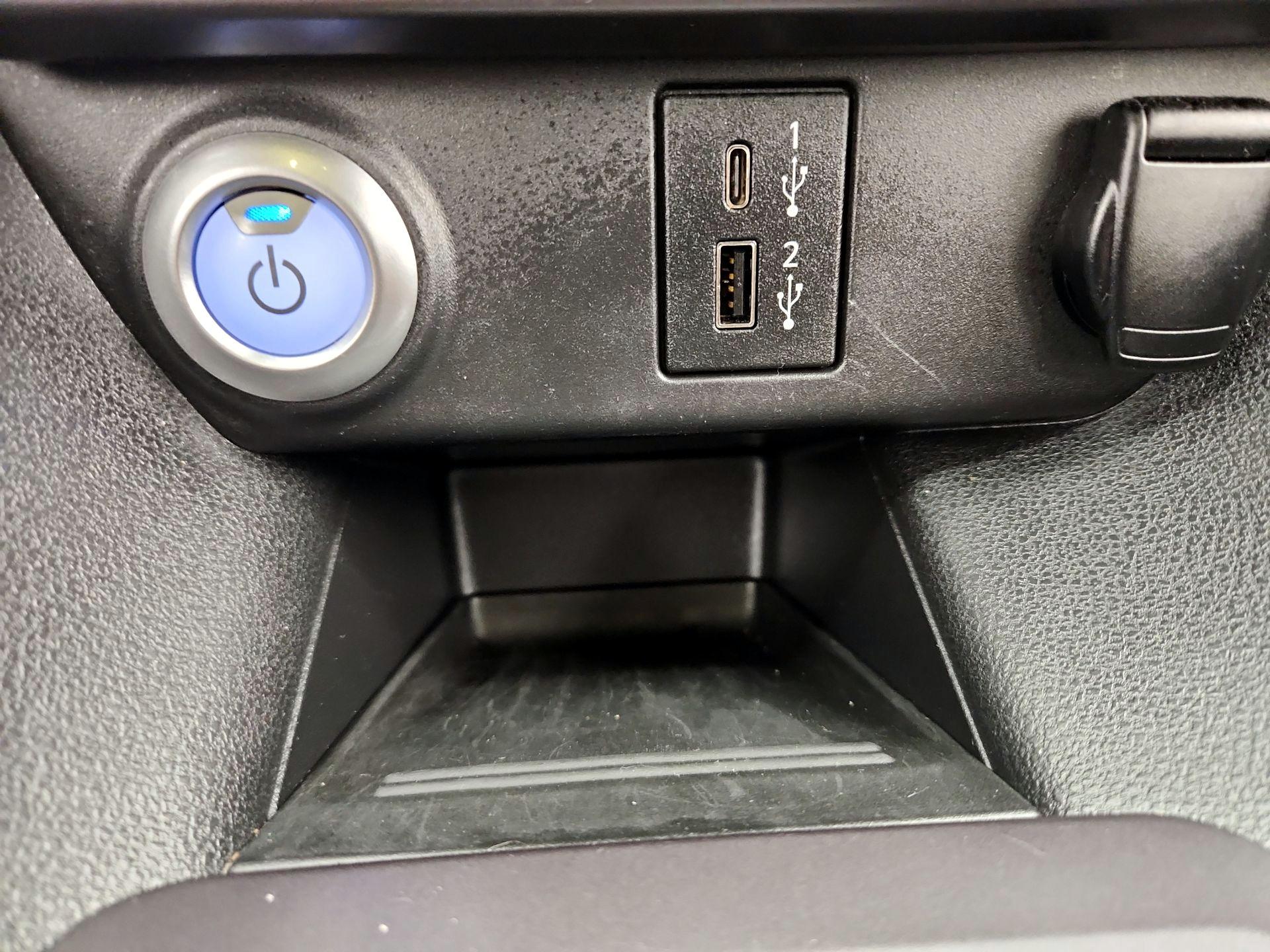 Thumbnail: 2021 Nissan Leaf - 18