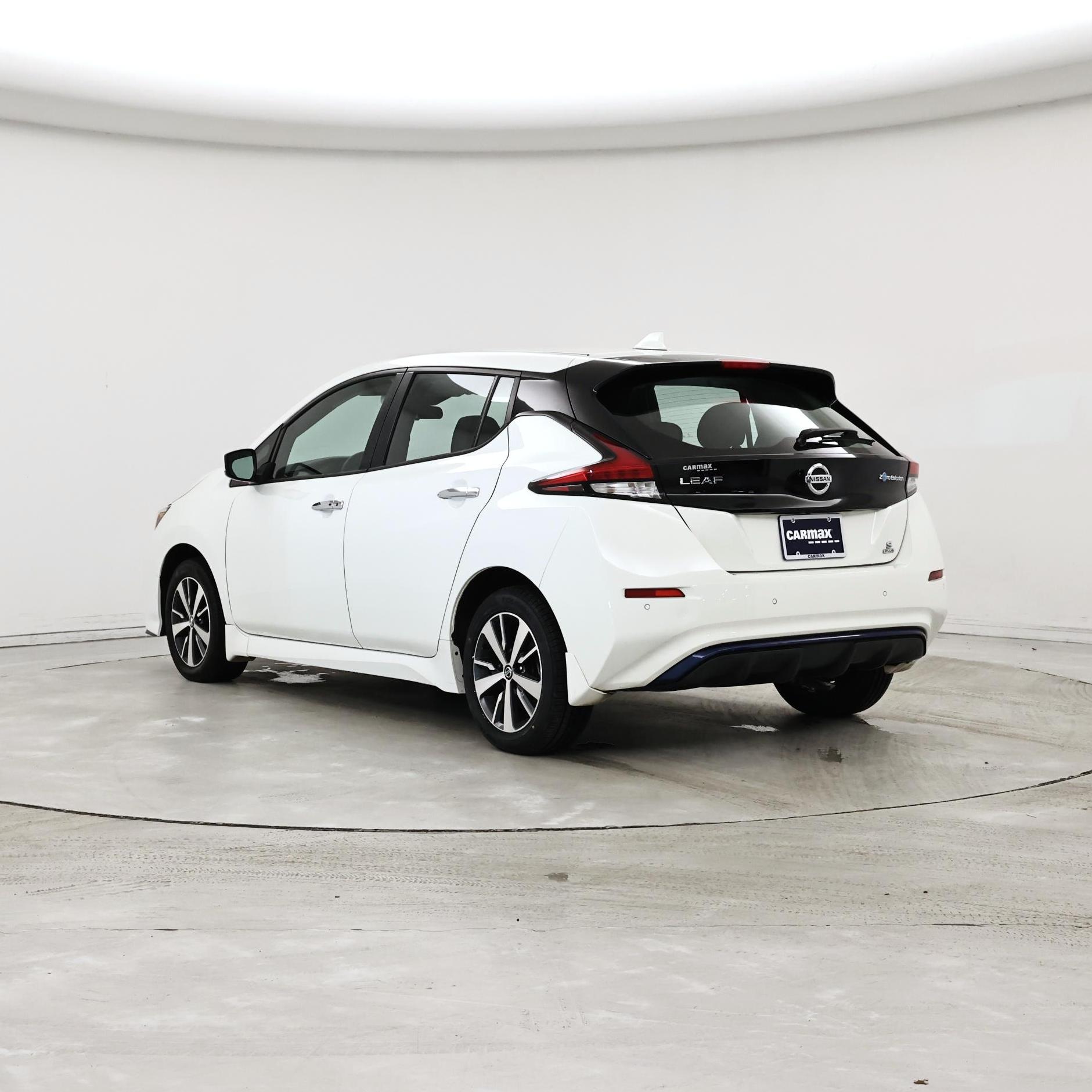 Thumbnail: 2021 Nissan Leaf - 2