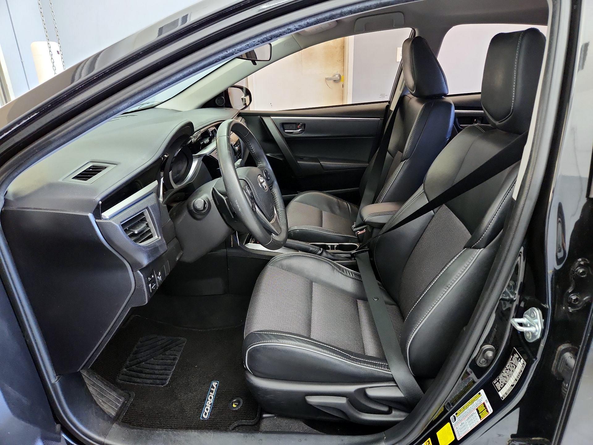 Thumbnail: 2016 Toyota Corolla - 11