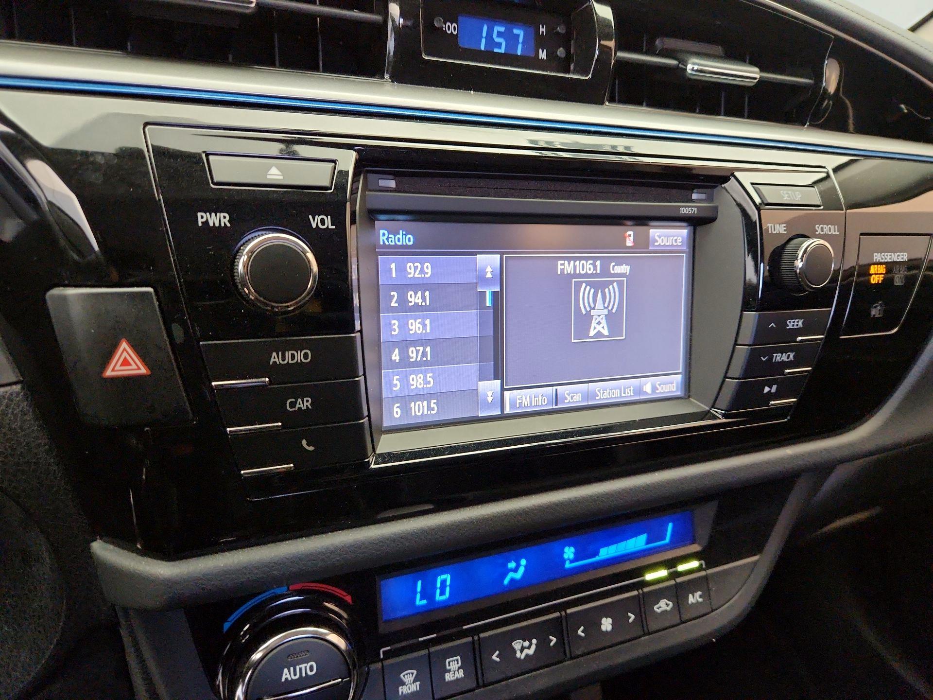Thumbnail: 2016 Toyota Corolla - 15