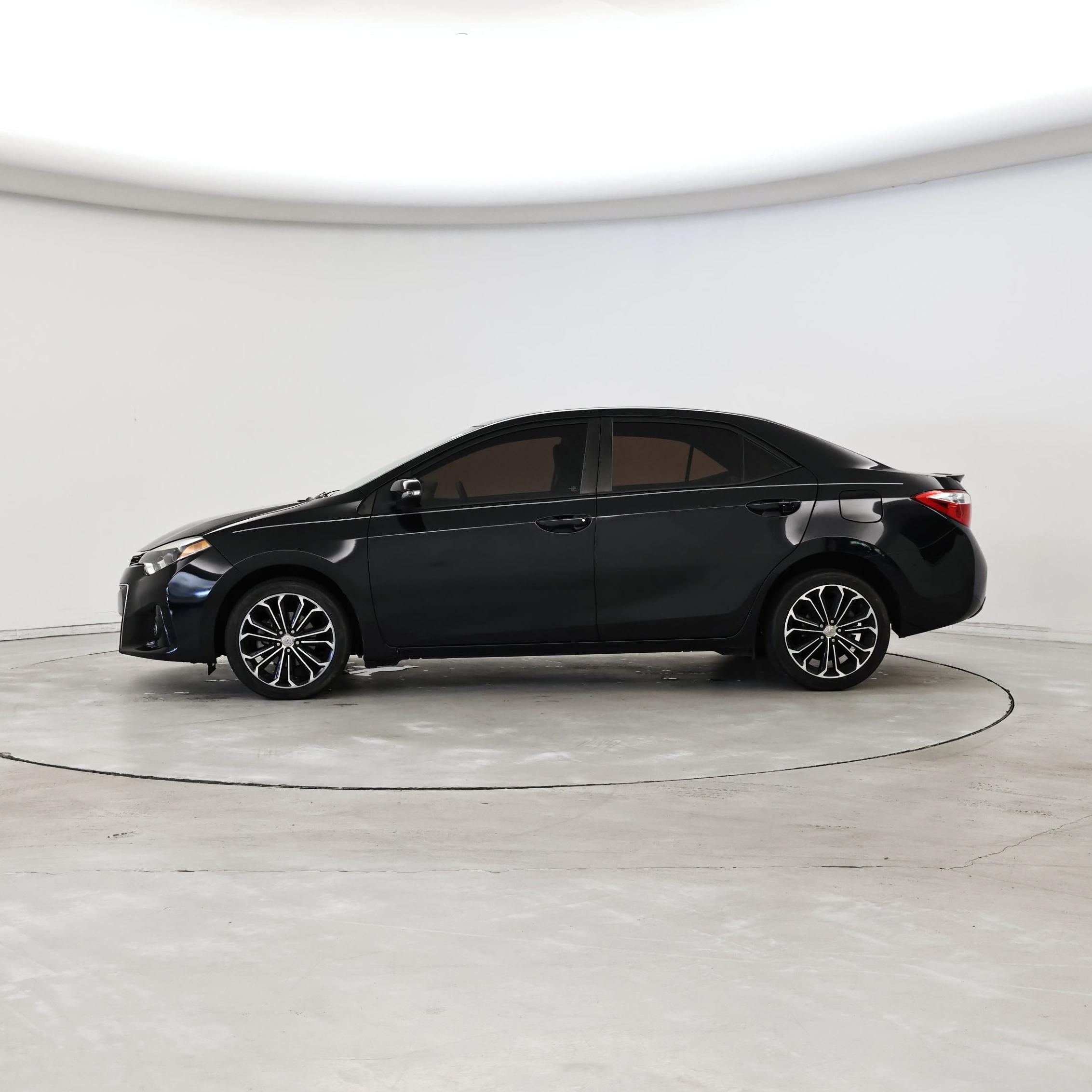 Thumbnail: 2016 Toyota Corolla - 3