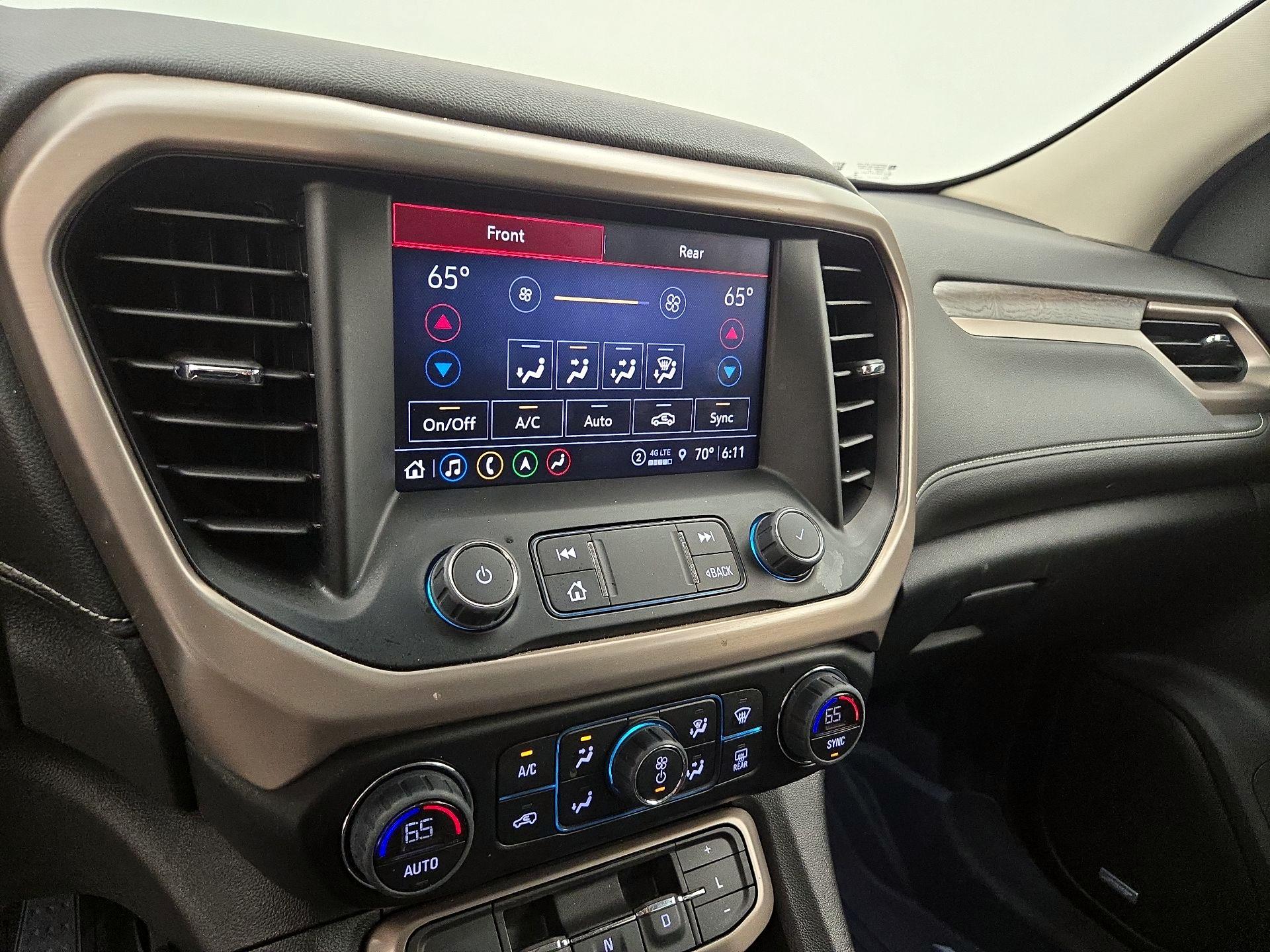 Thumbnail: 2023 GMC Acadia - 17