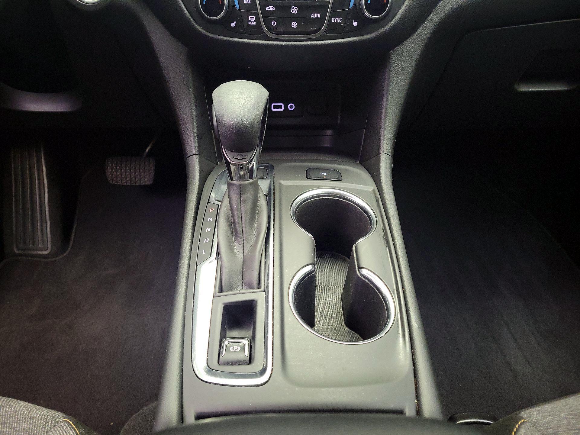 Thumbnail: 2022 Chevrolet Equinox - 17