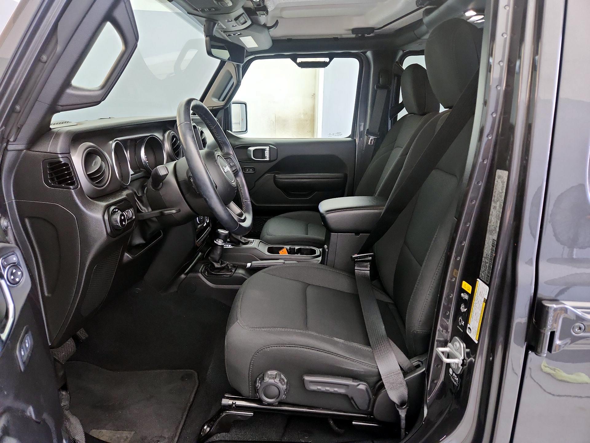 Thumbnail: 2022 Jeep Gladiator - 11