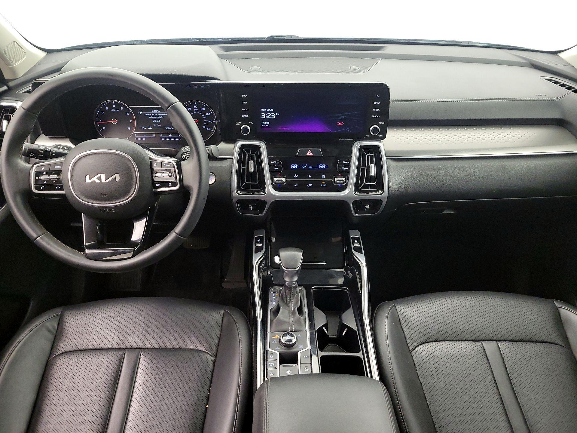 Thumbnail: 2022 Kia Sorento - 9