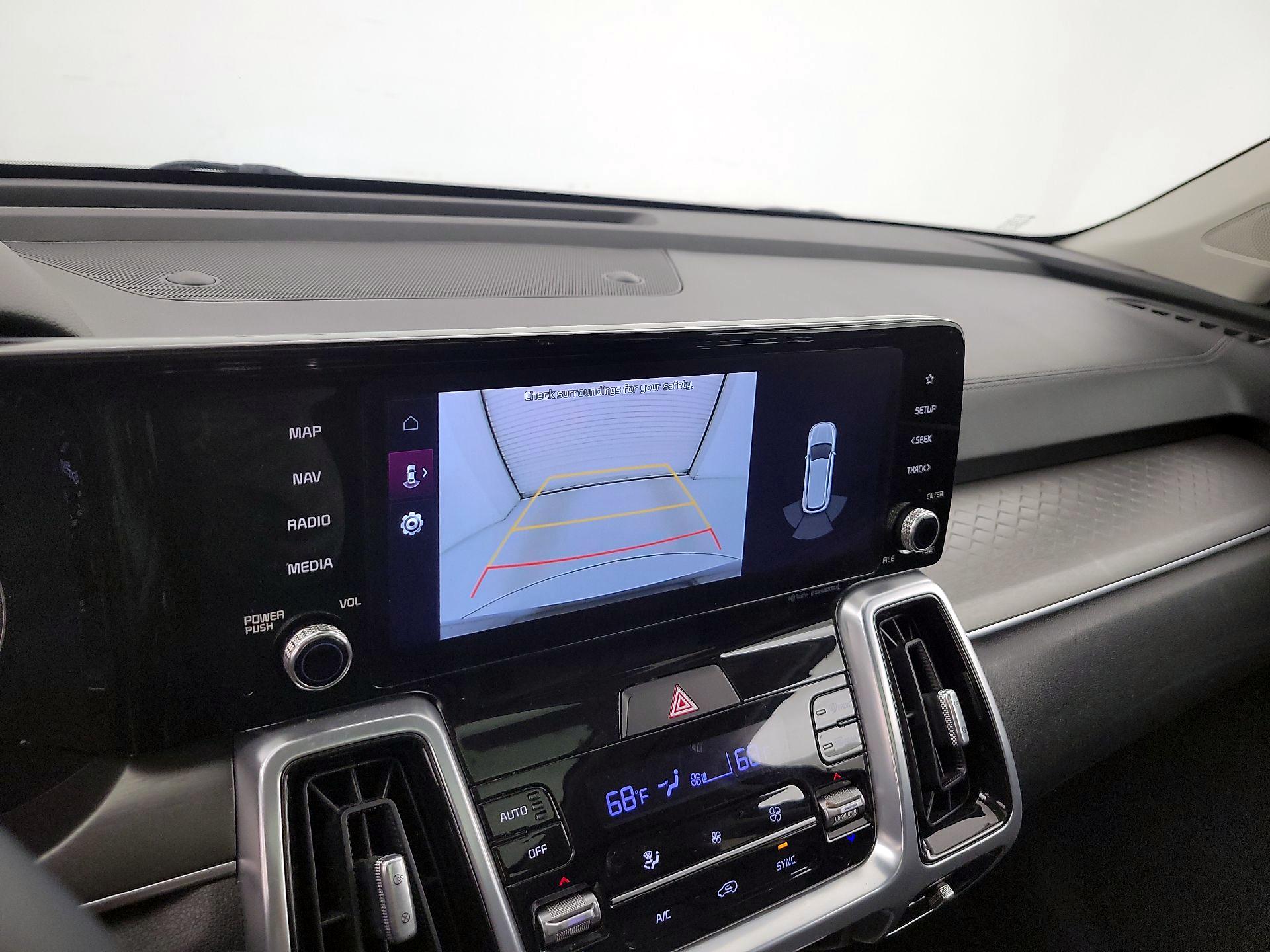 Thumbnail: 2022 Kia Sorento - 15