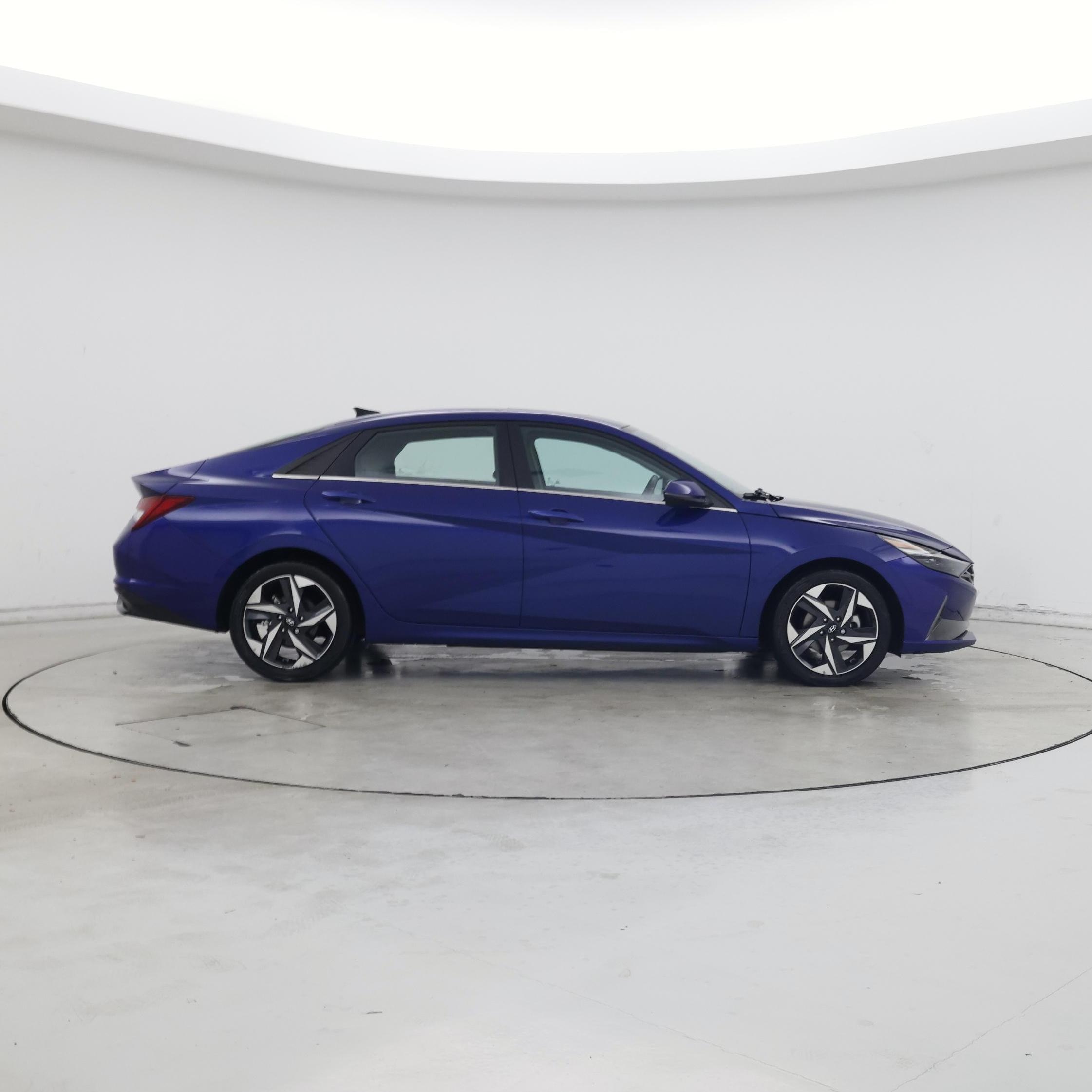 Thumbnail: 2023 Hyundai Elantra - 7
