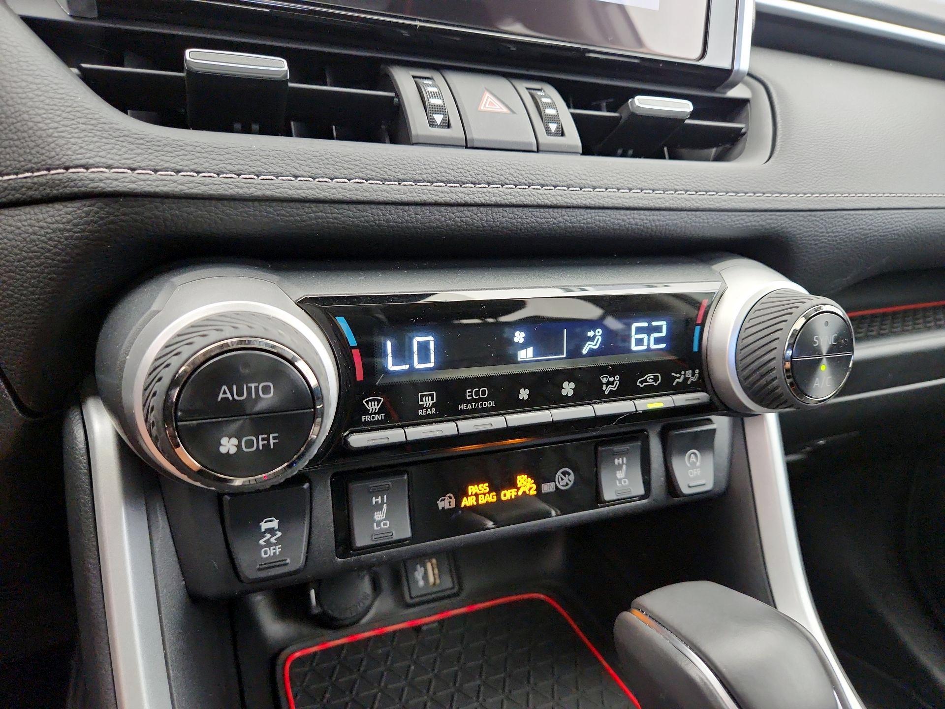 Thumbnail: 2024 Toyota RAV4 - 16