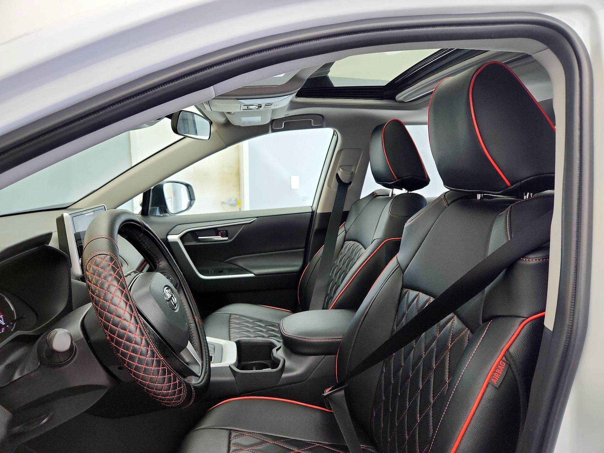 Thumbnail: 2024 Toyota RAV4 - 19