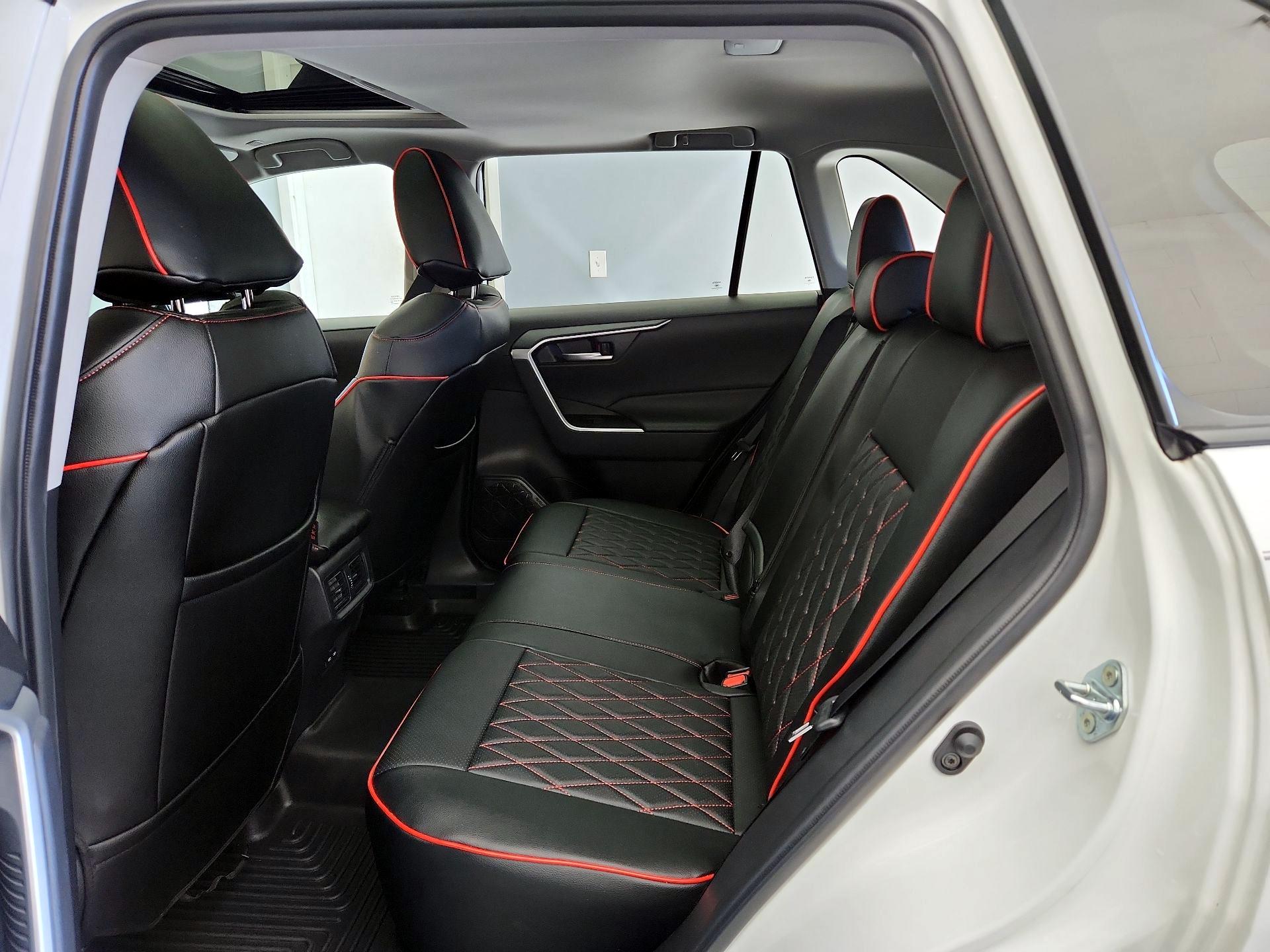 Thumbnail: 2024 Toyota RAV4 - 20