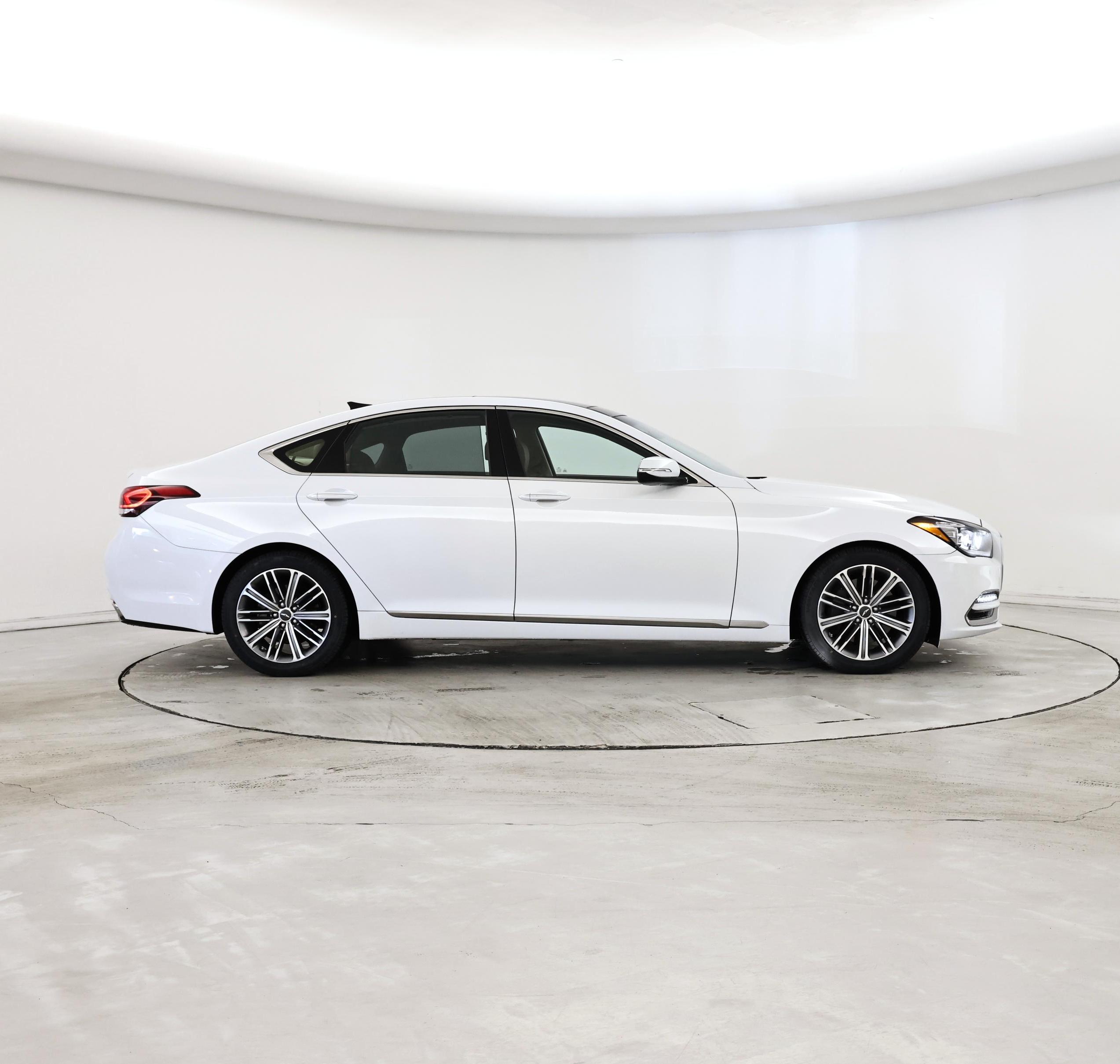 Thumbnail: 2018 Genesis G80 - 7