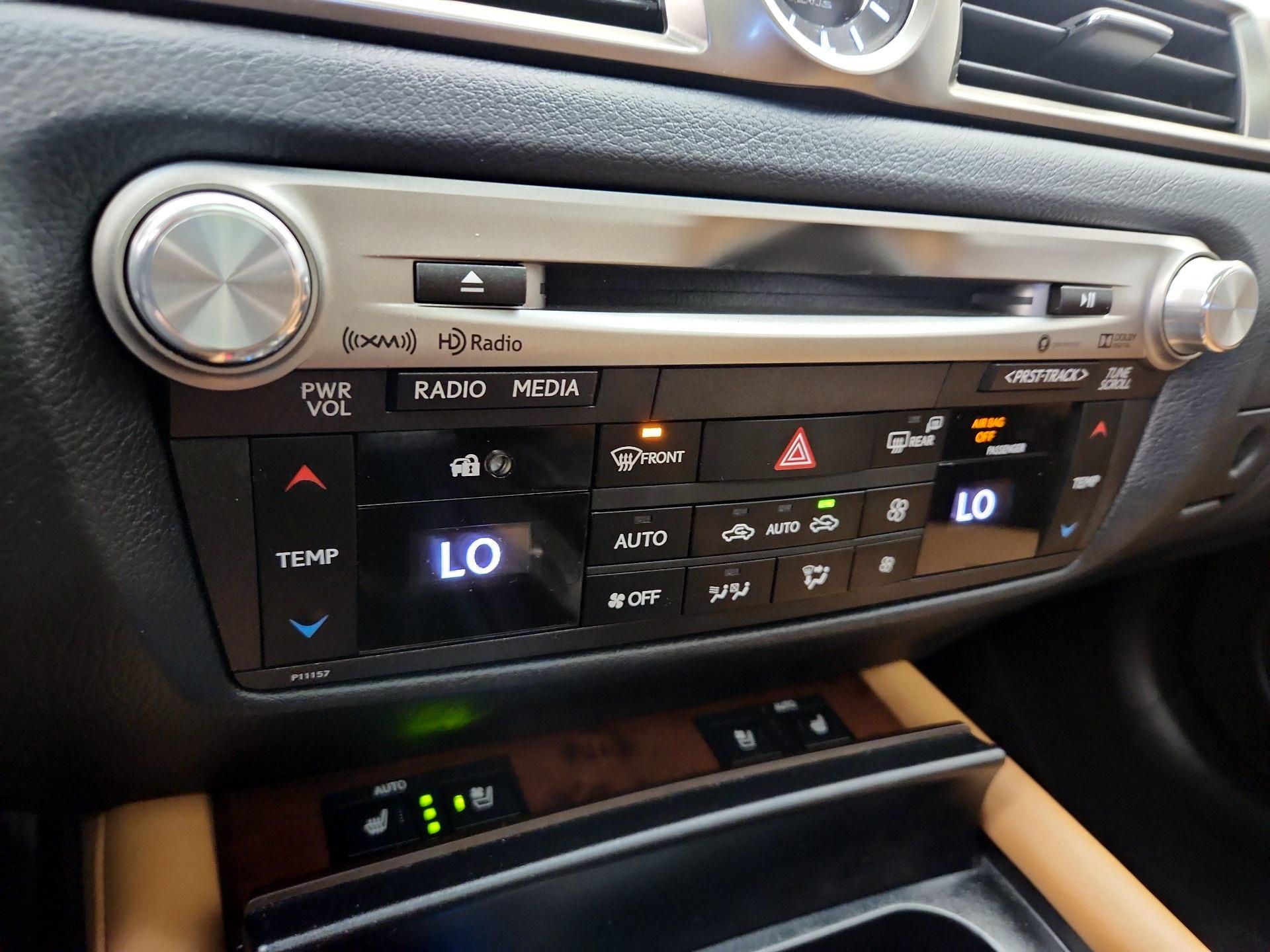 Thumbnail: 2016 Lexus GS - 17