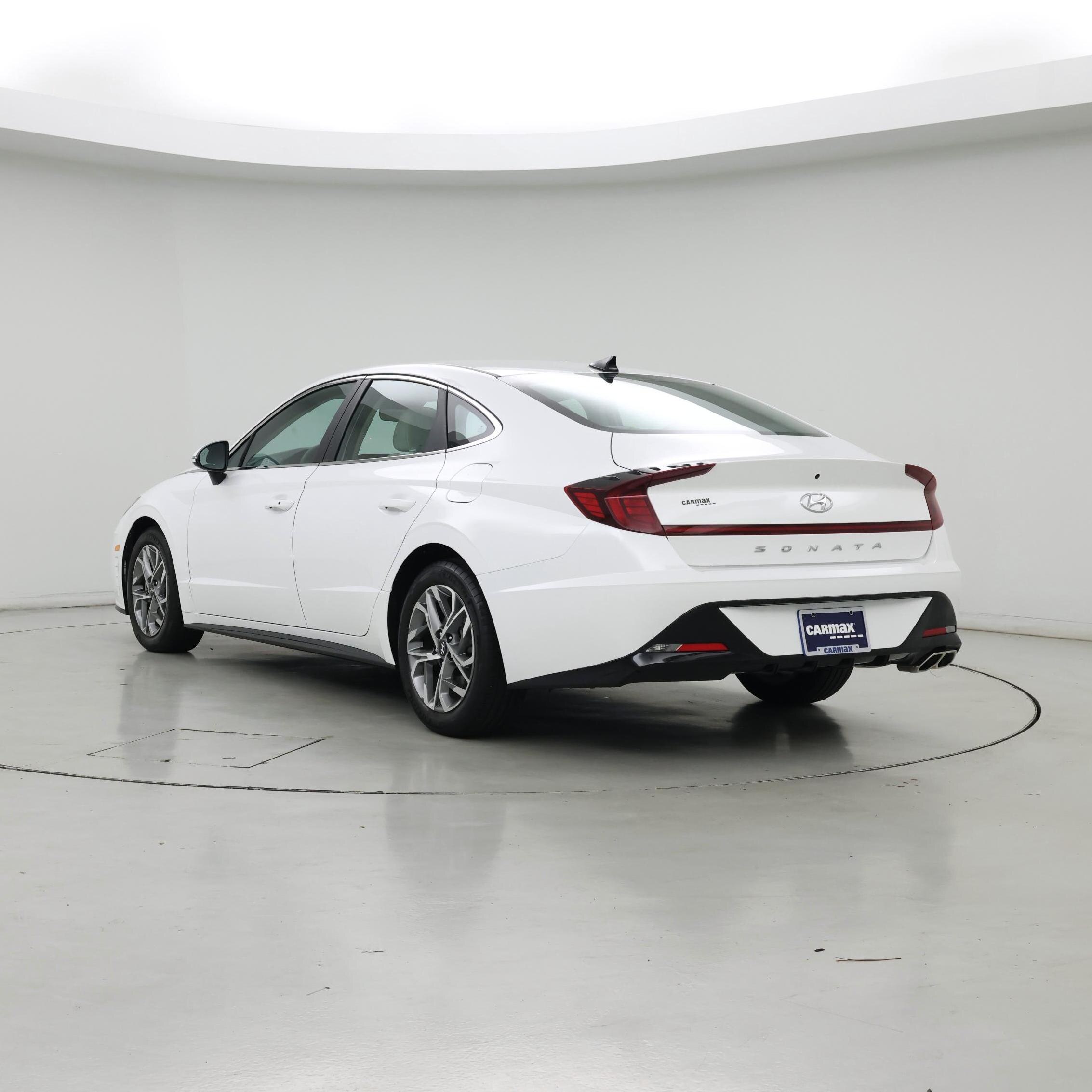 Thumbnail: 2023 Hyundai Sonata - 2