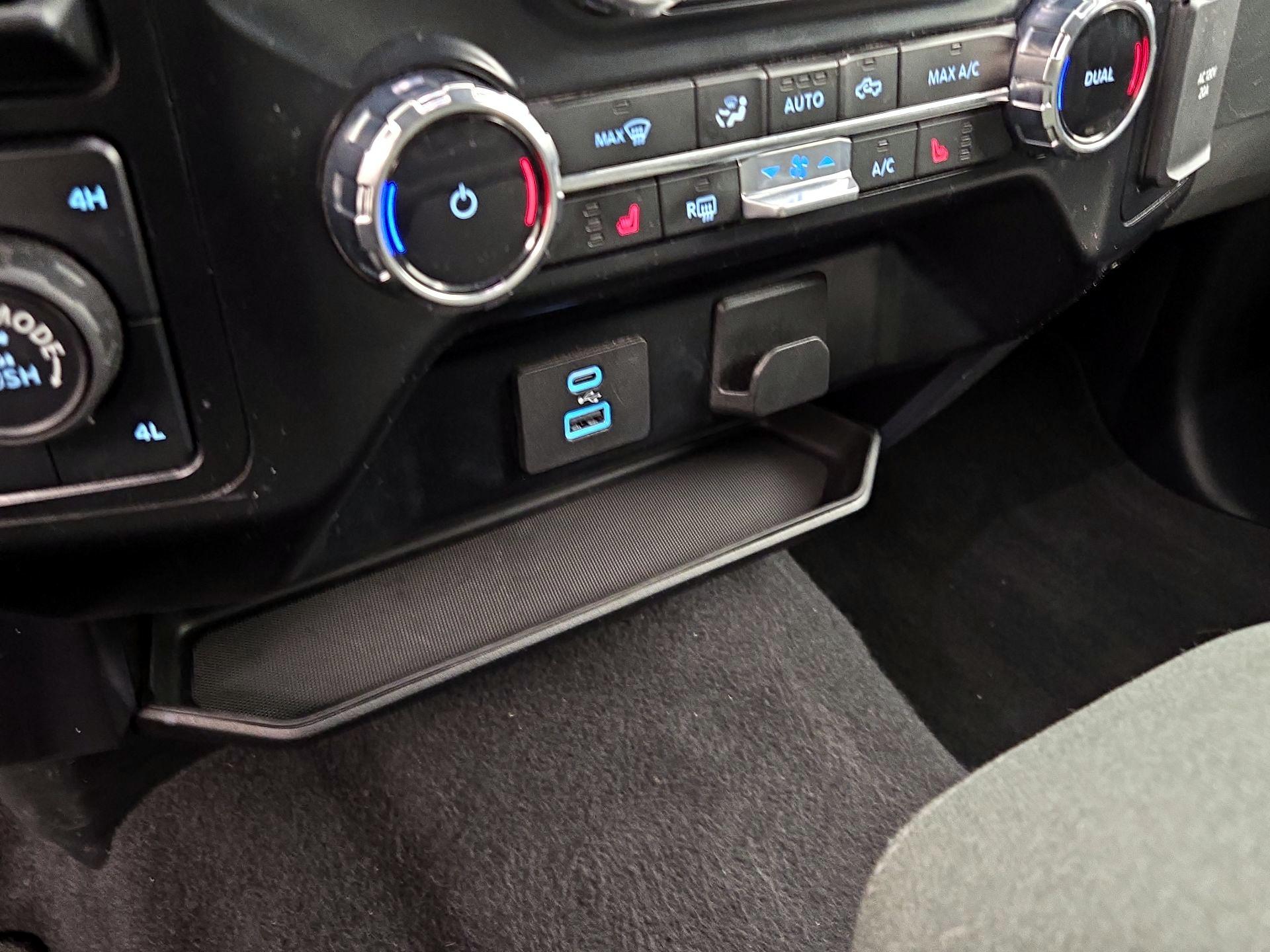 Thumbnail: 2023 Ford F-150 - 19