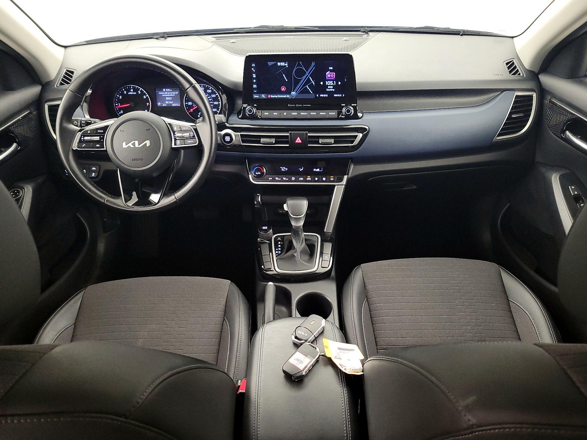 Thumbnail: 2023 Kia Seltos - 9