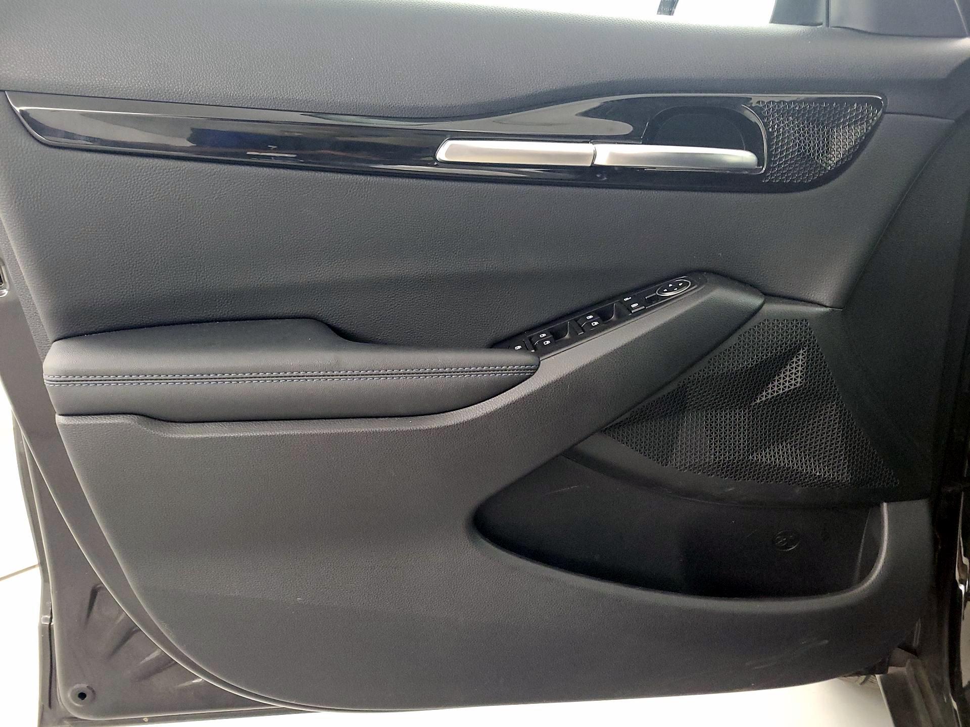 Thumbnail: 2023 Kia Seltos - 12