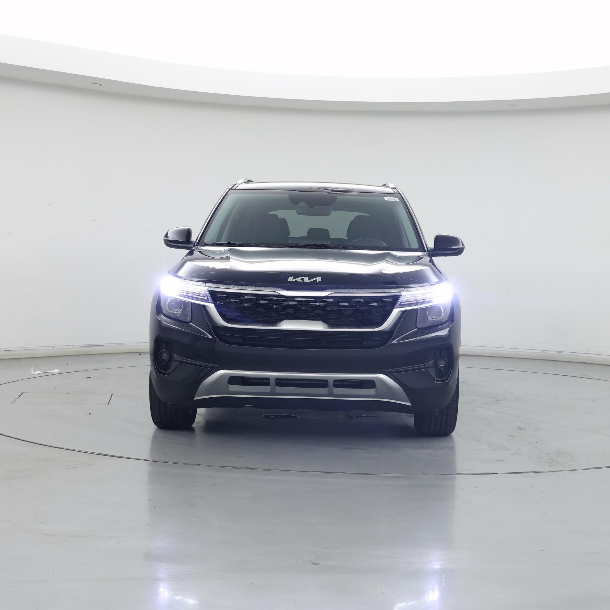 Thumbnail: 2023 Kia Seltos - 5