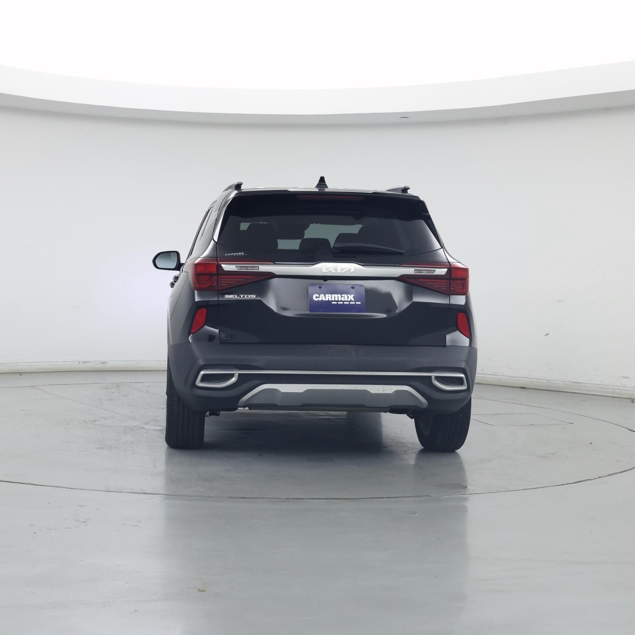 Thumbnail: 2023 Kia Seltos - 6