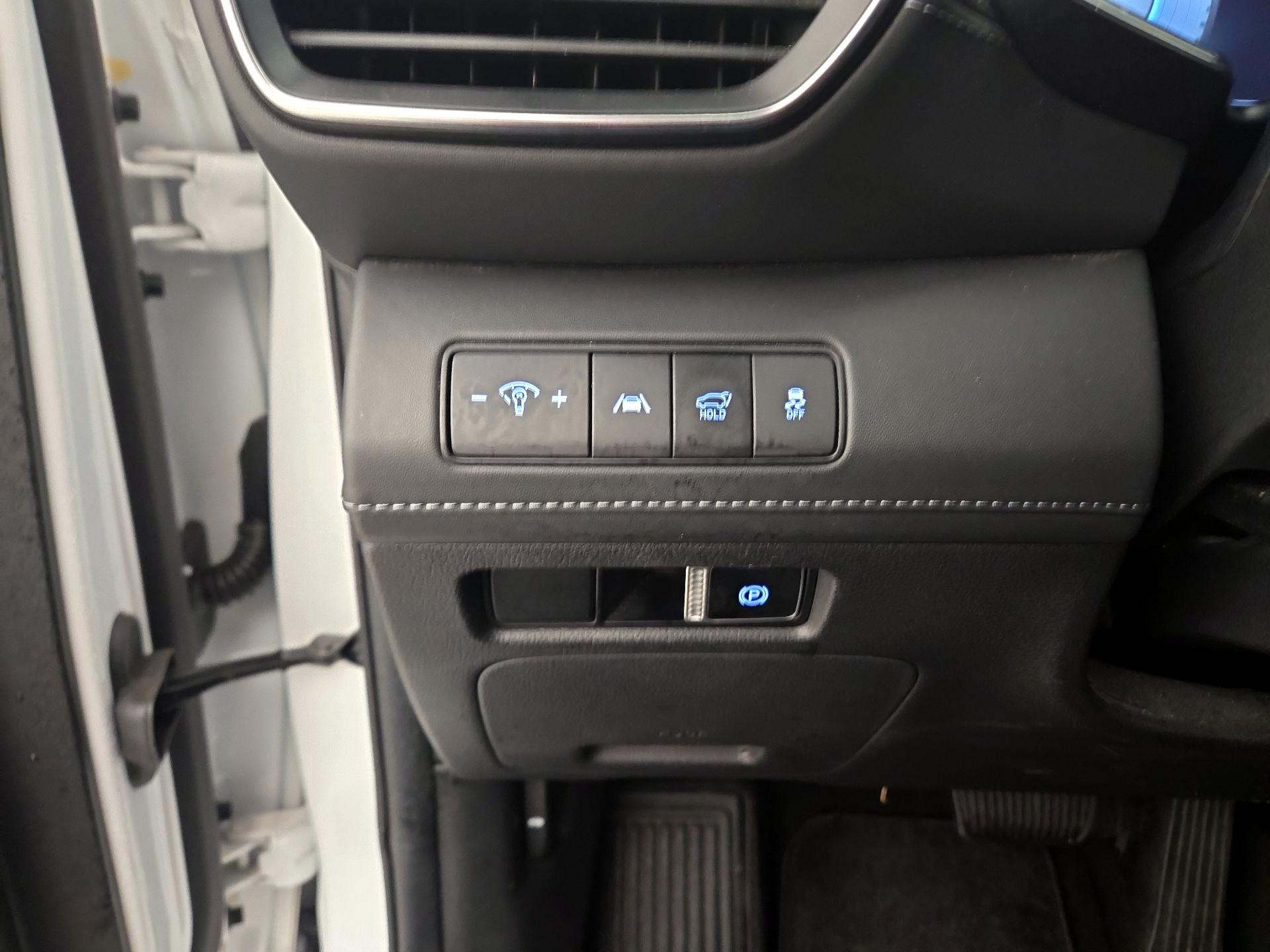 Thumbnail: 2022 Hyundai Santa Fe - 13