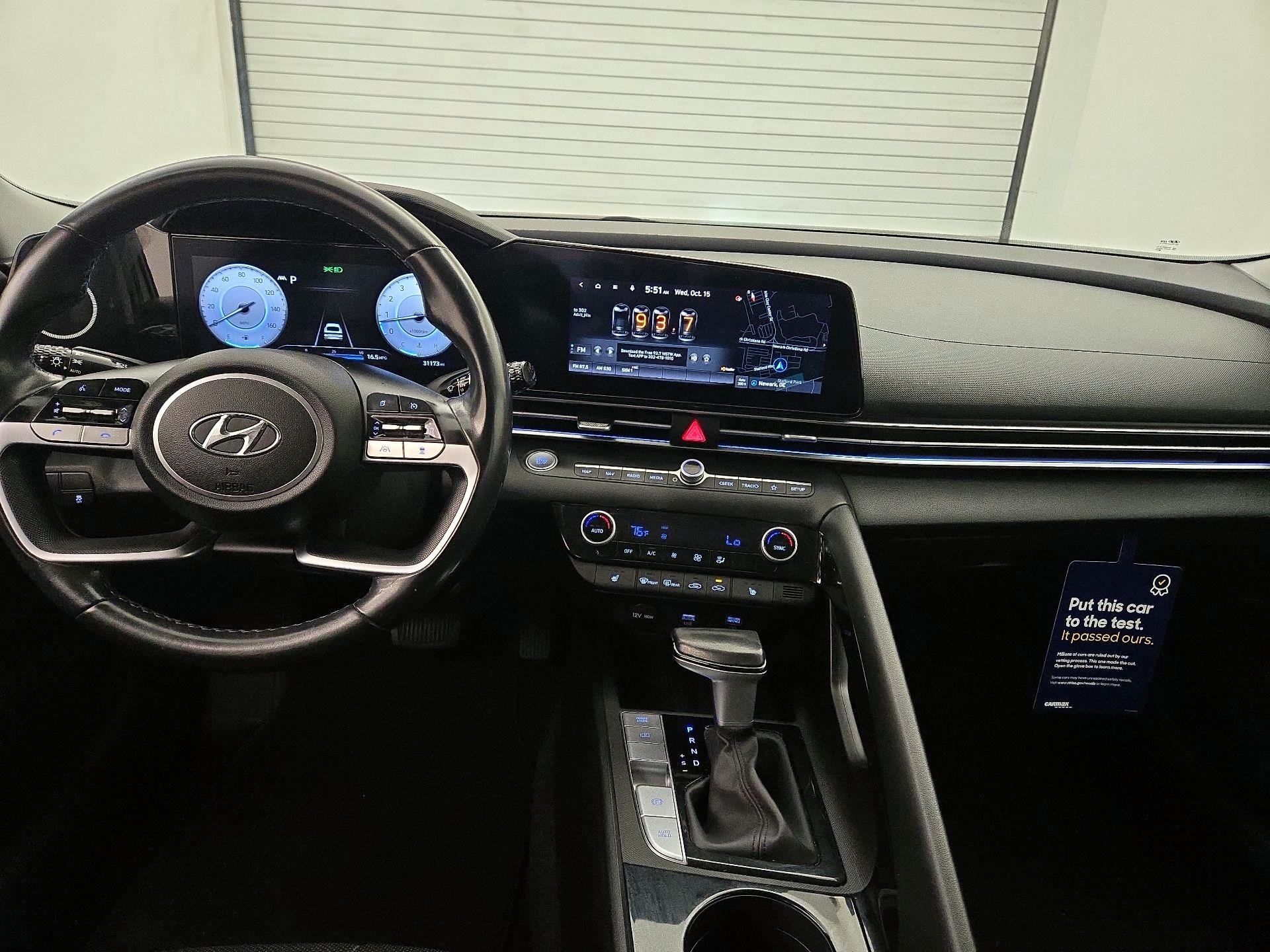 Thumbnail: 2022 Hyundai Elantra - 9
