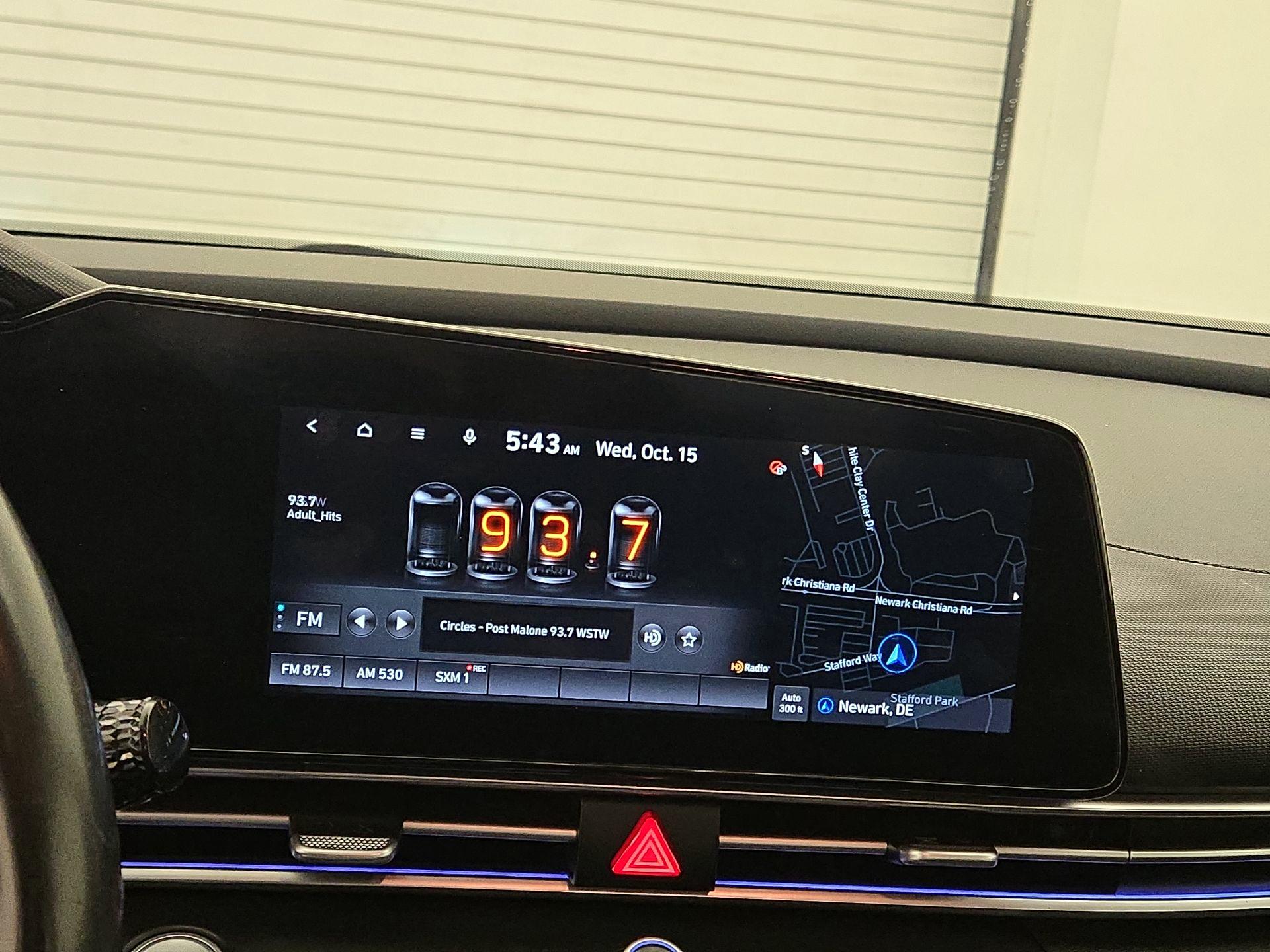 Thumbnail: 2022 Hyundai Elantra - 16