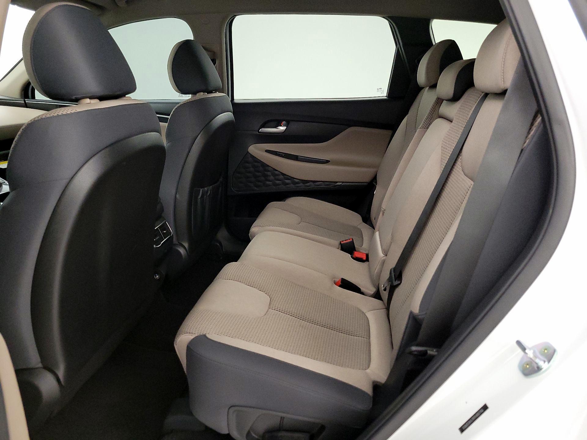 Thumbnail: 2023 Hyundai Santa Fe - 19