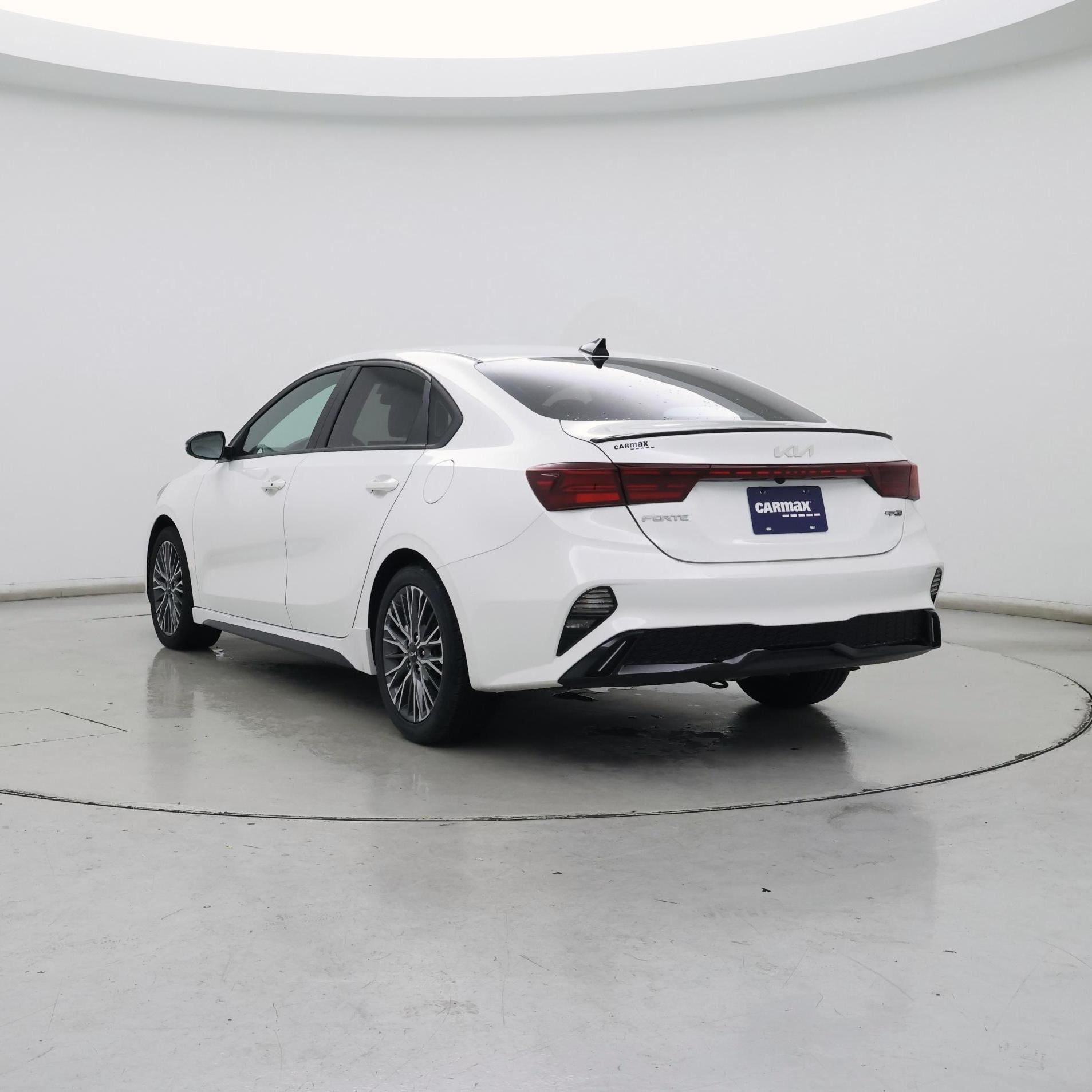 Thumbnail: 2023 Kia Forte - 2