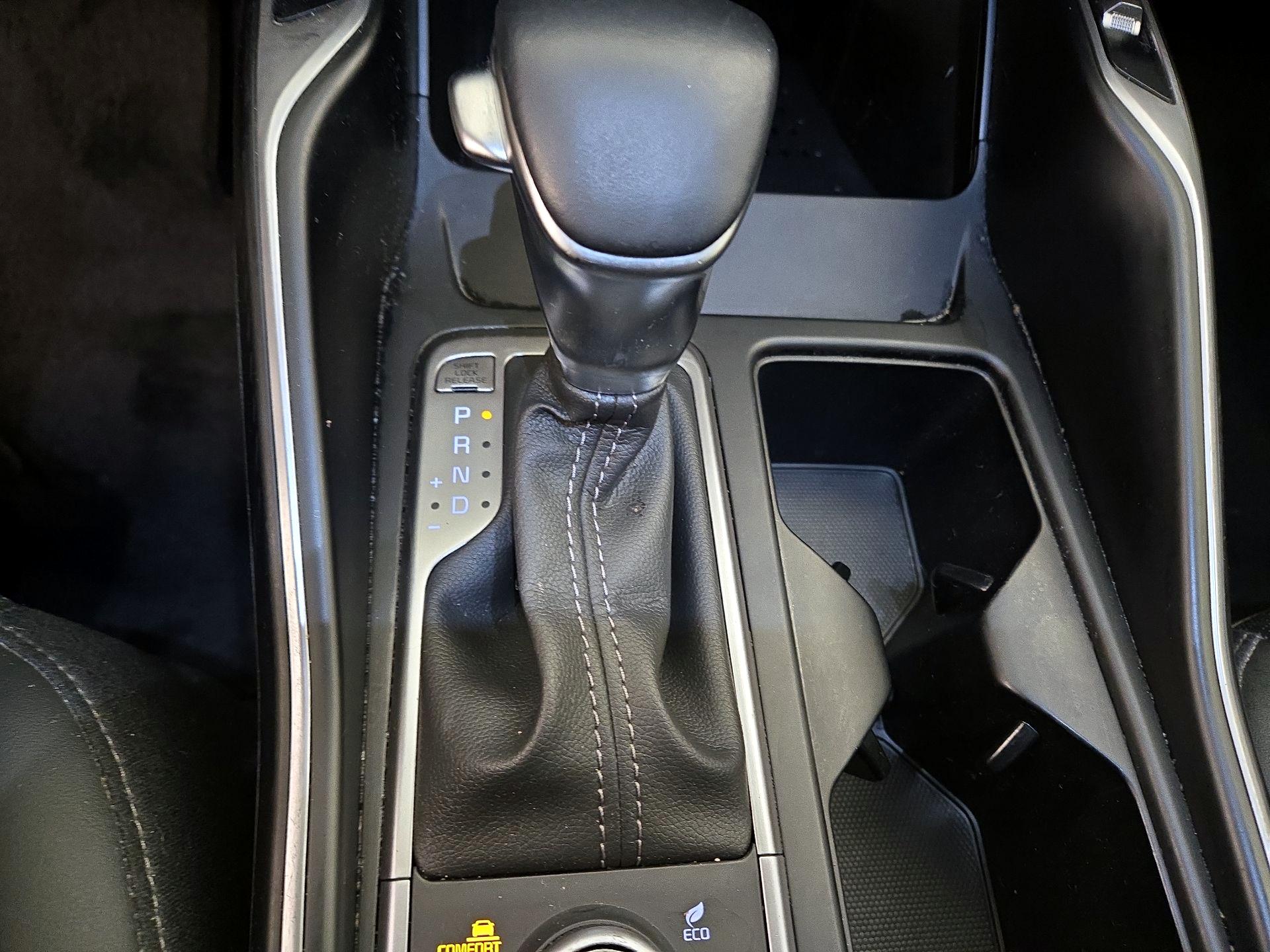 Thumbnail: 2023 Kia Sorento - 17