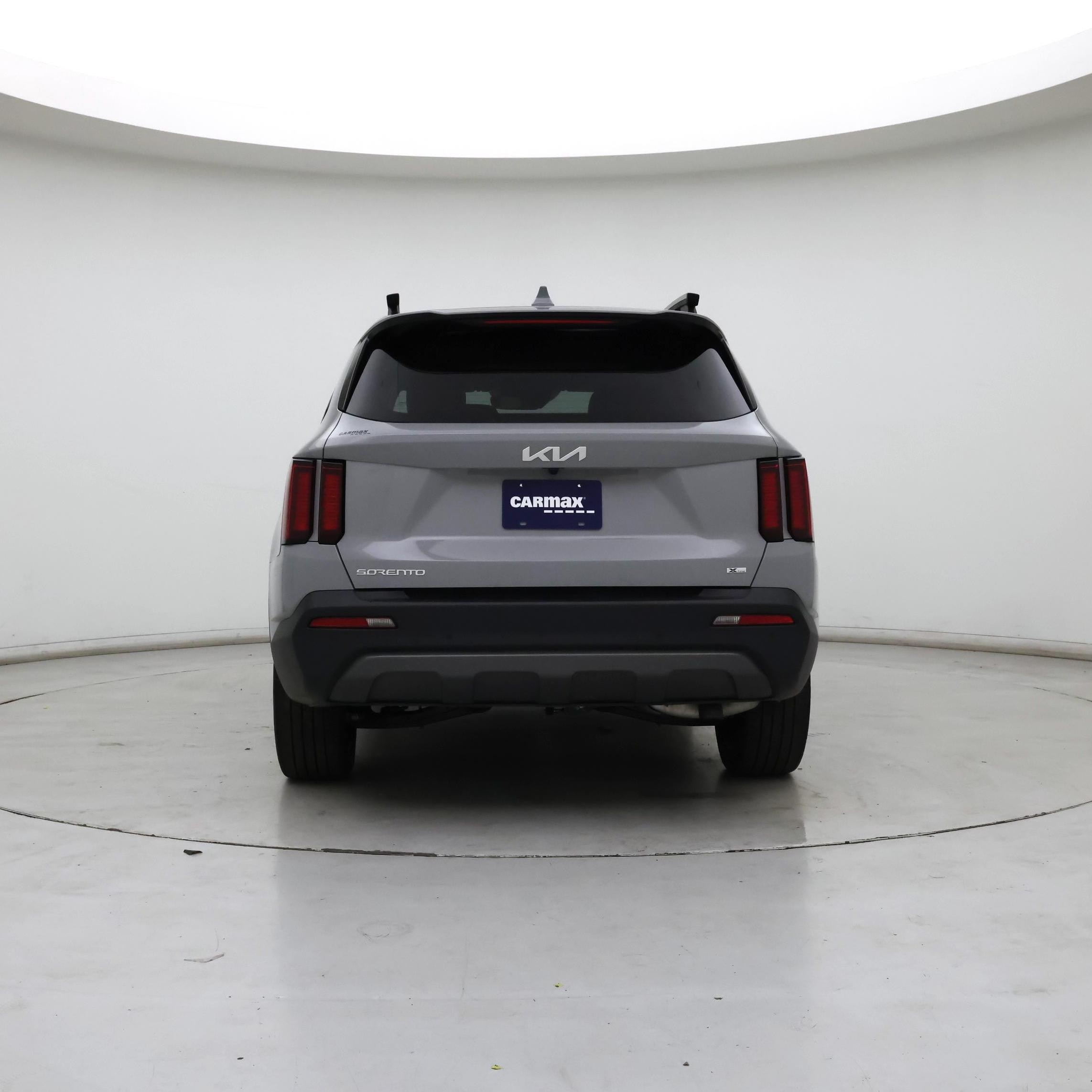 Thumbnail: 2023 Kia Sorento - 6