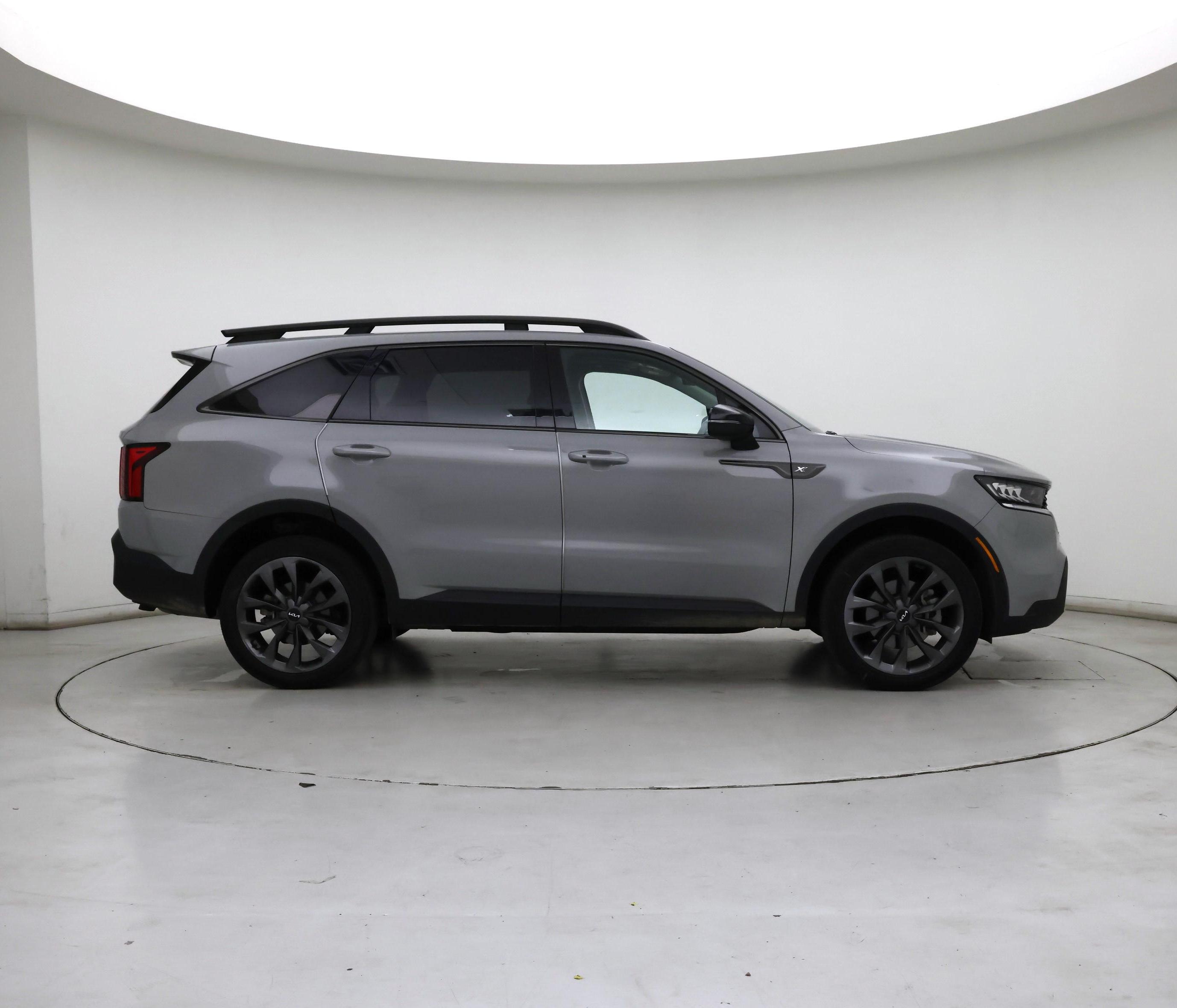 Thumbnail: 2023 Kia Sorento - 7