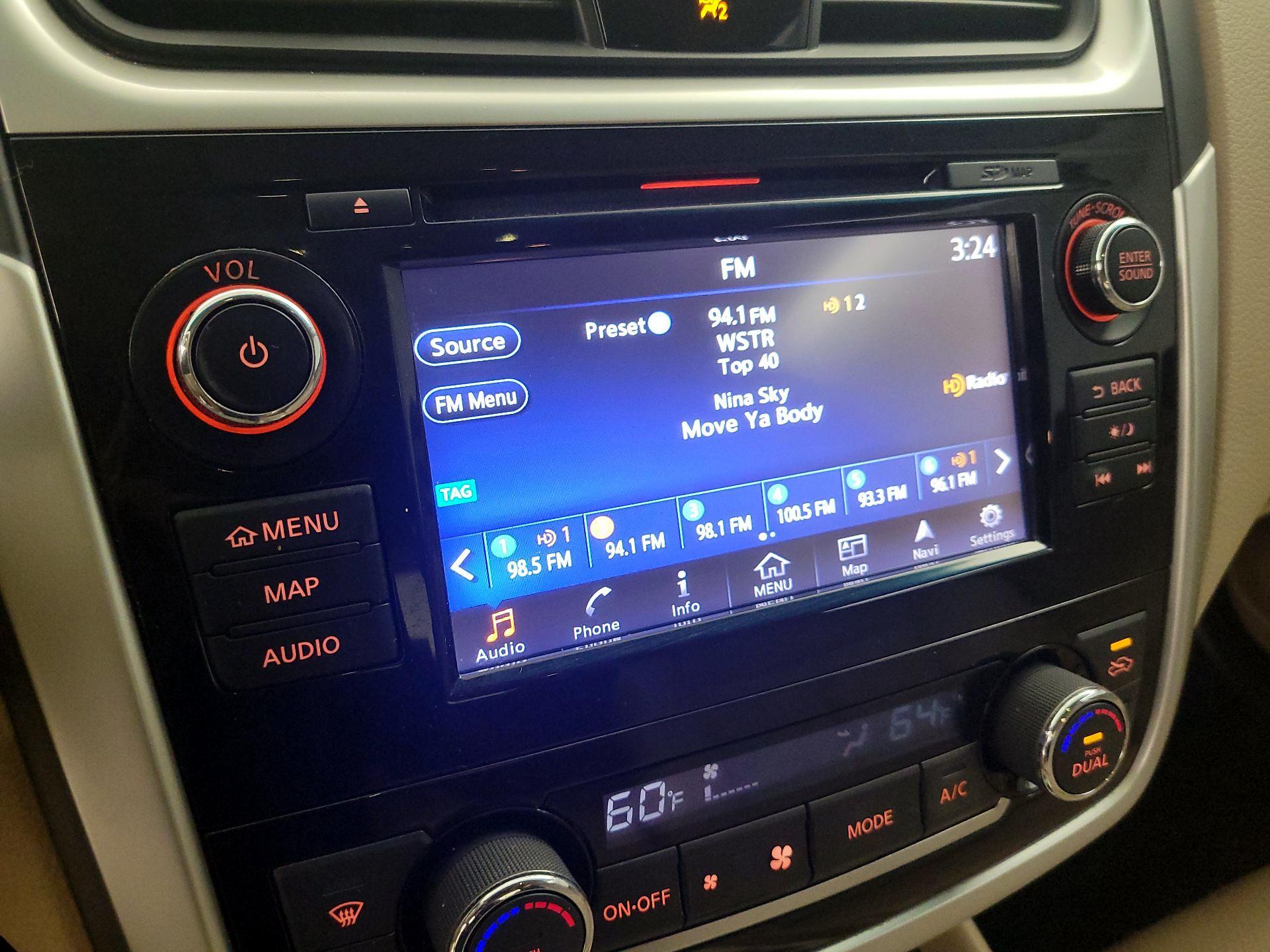 Thumbnail: 2018 Nissan Altima - 15