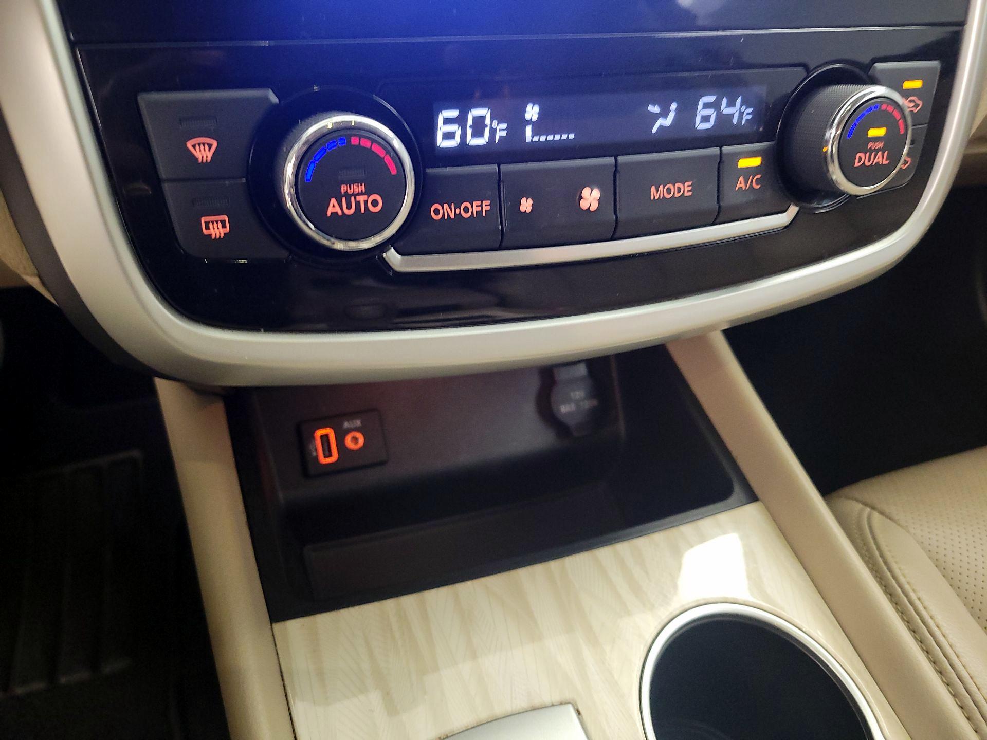 Thumbnail: 2018 Nissan Altima - 16