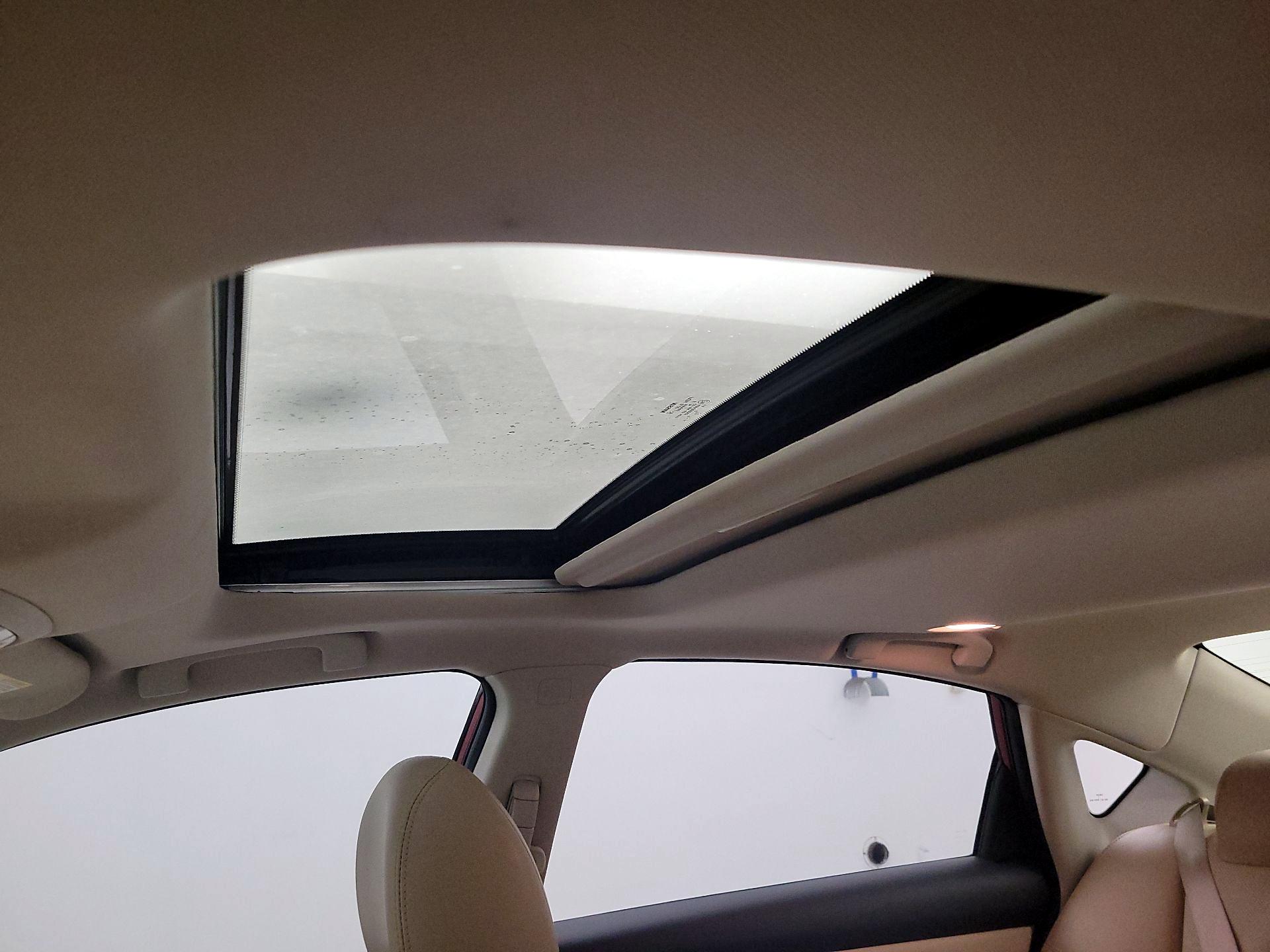 Thumbnail: 2018 Nissan Altima - 19