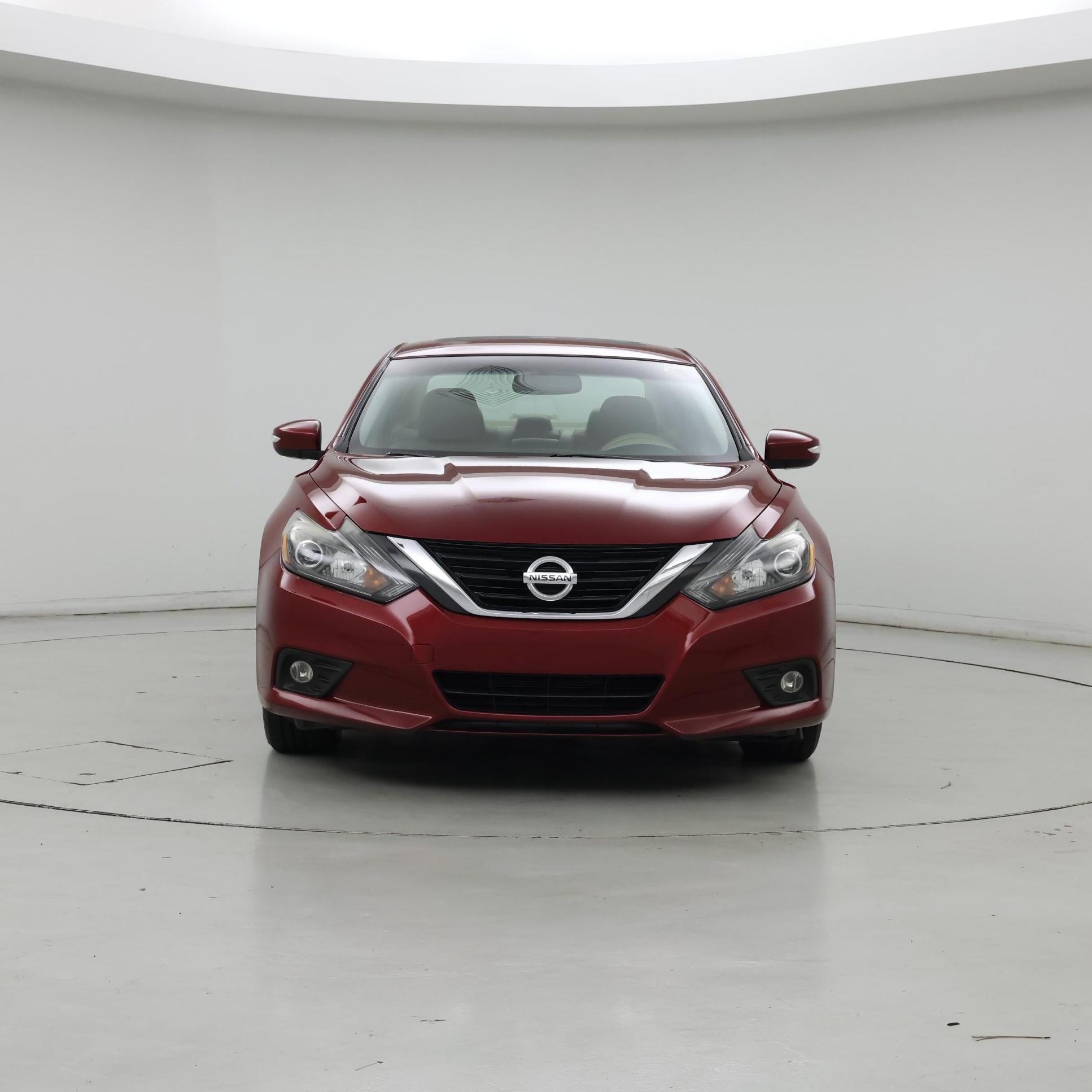 Thumbnail: 2018 Nissan Altima - 5