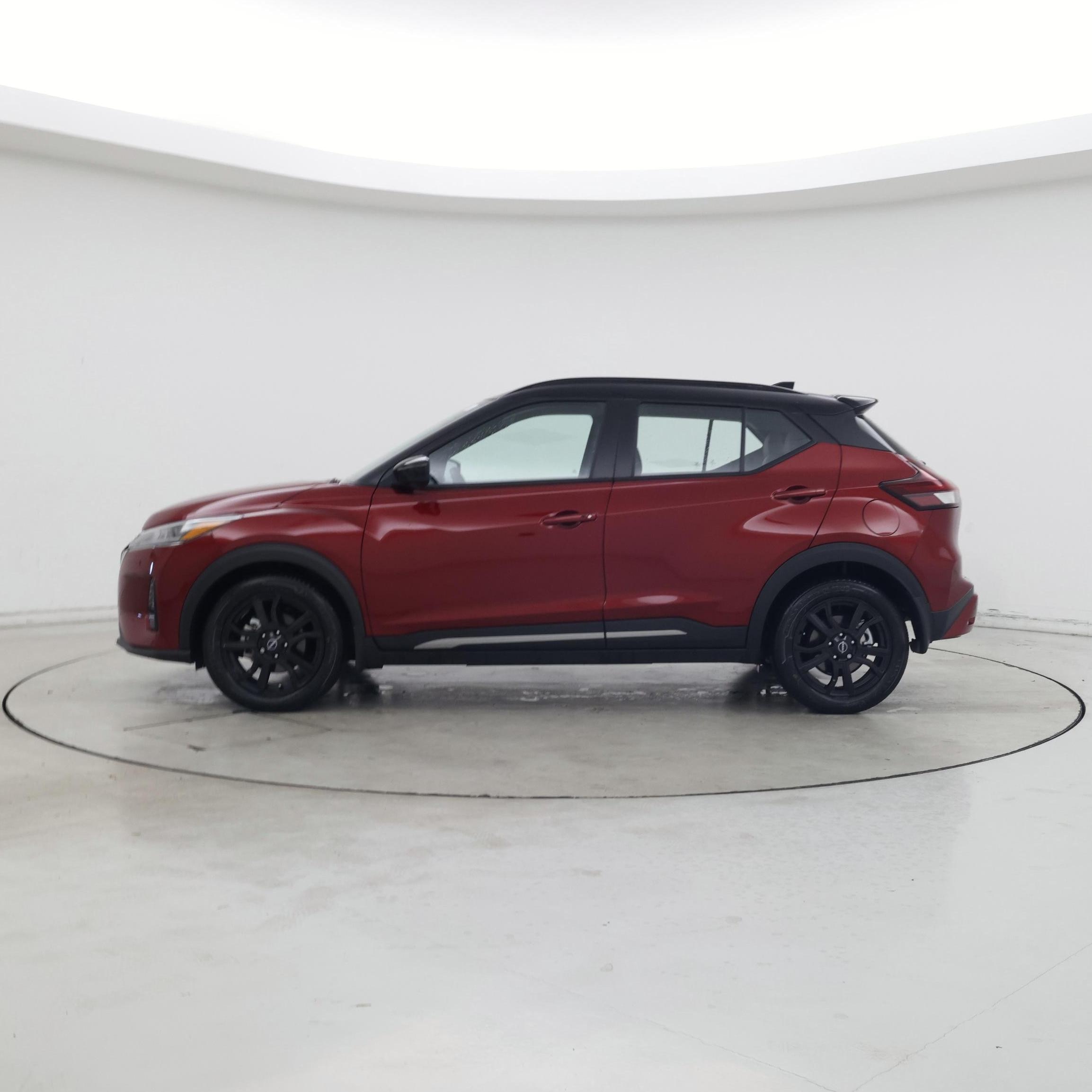 Thumbnail: 2024 Nissan Kicks - 3