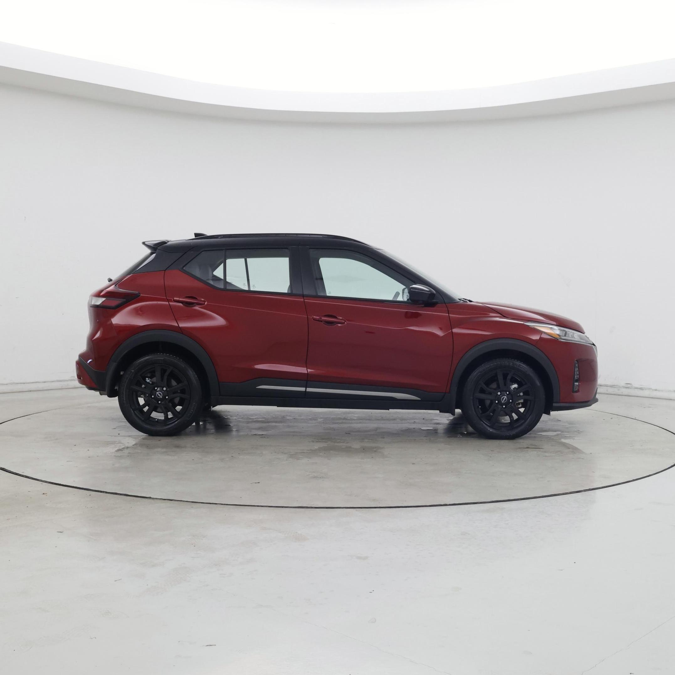 Thumbnail: 2024 Nissan Kicks - 7