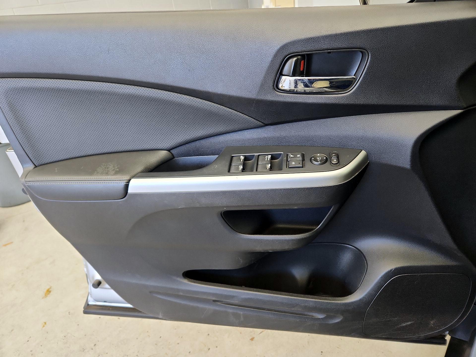 Thumbnail: 2015 Honda CR-V - 12