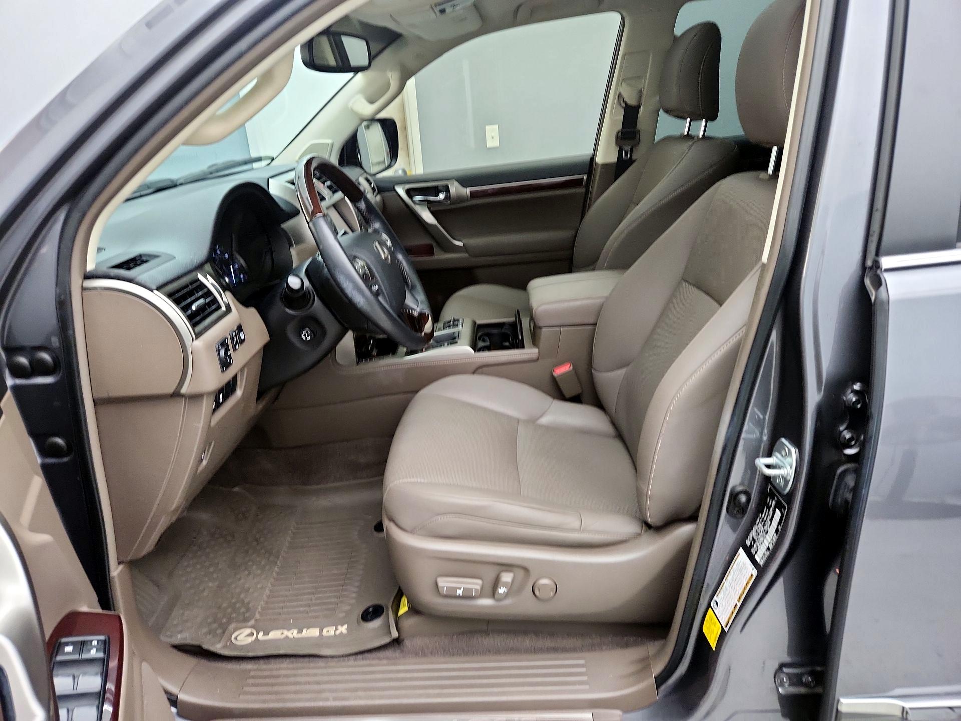 Thumbnail: 2019 Lexus GX - 11