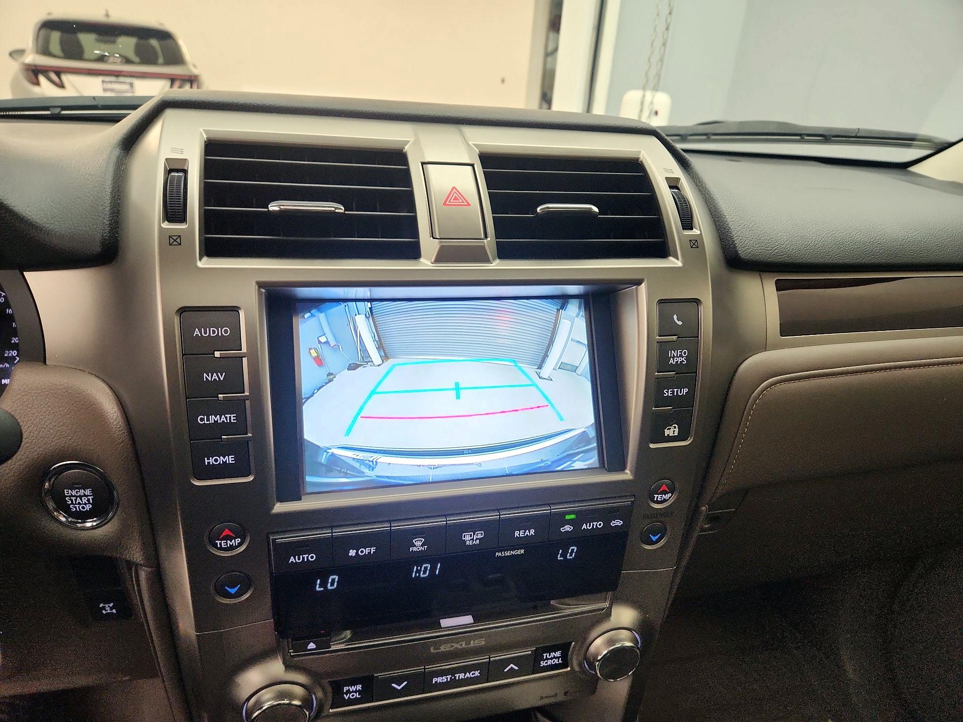 Thumbnail: 2019 Lexus GX - 14