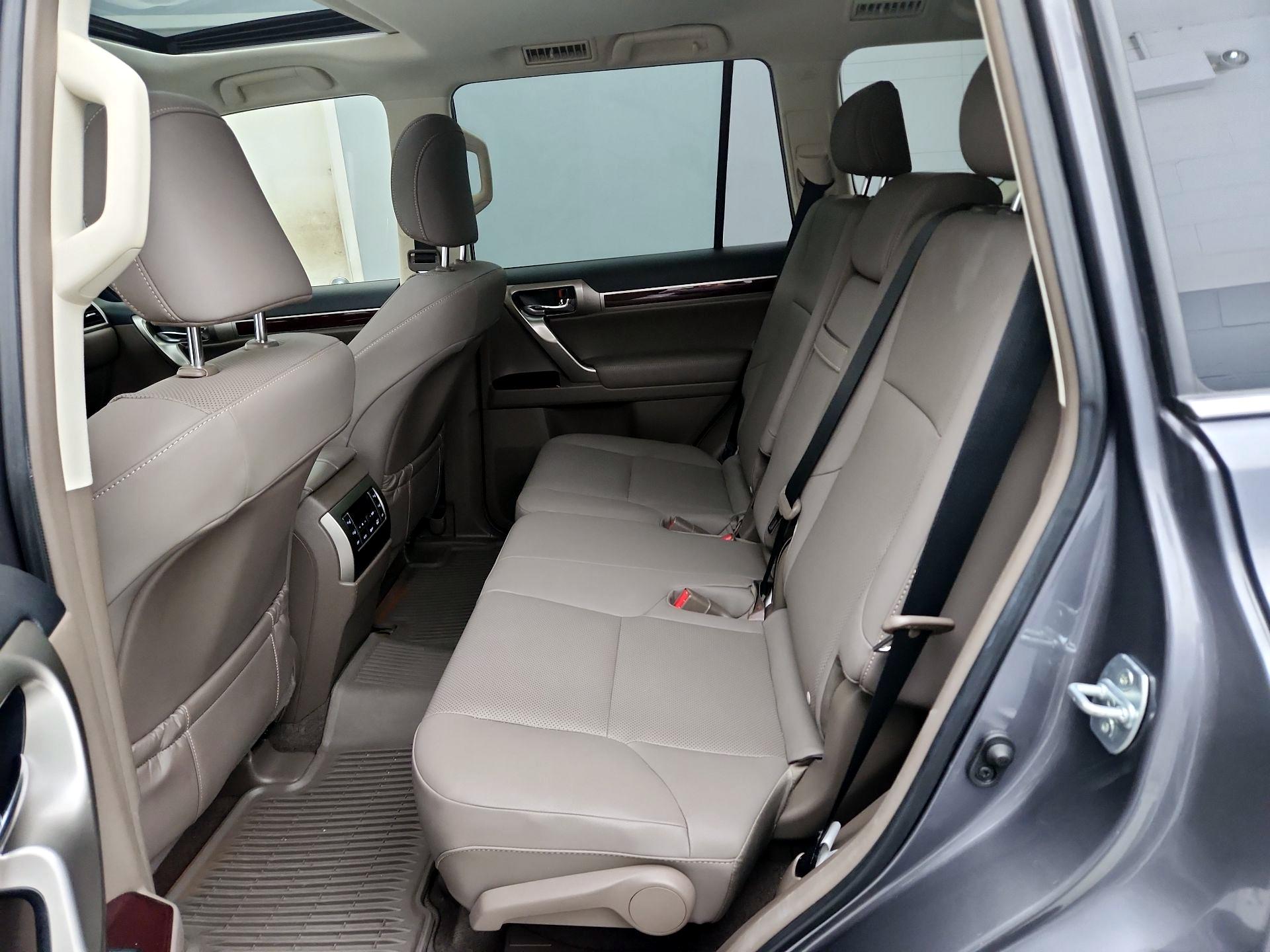 Thumbnail: 2019 Lexus GX - 20