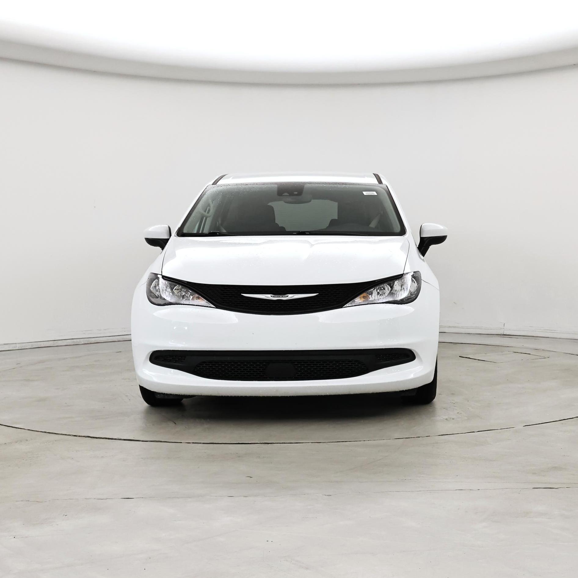 Thumbnail: 2023 Chrysler Voyager - 5