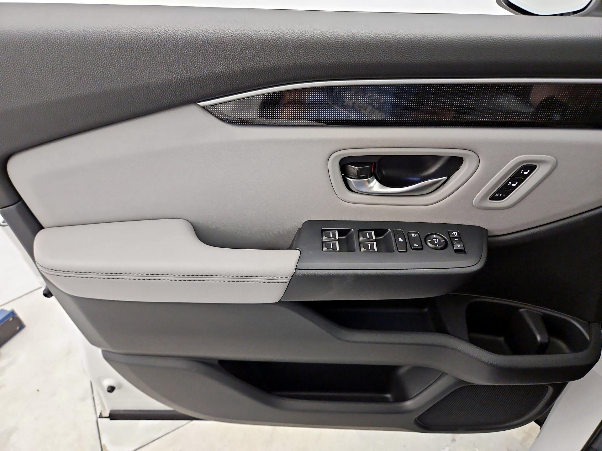 Thumbnail: 2025 Honda Pilot - 12