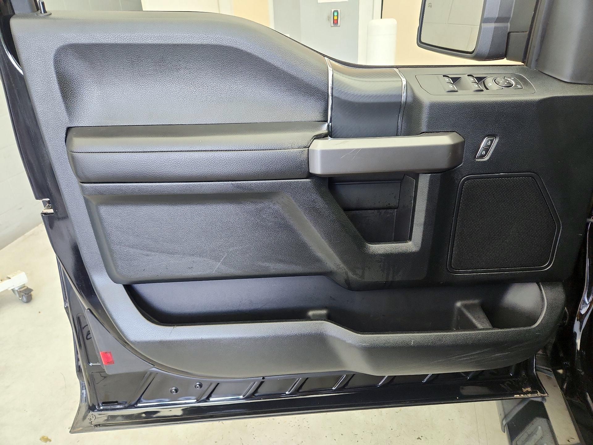 Thumbnail: 2019 Ford F-150 - 12