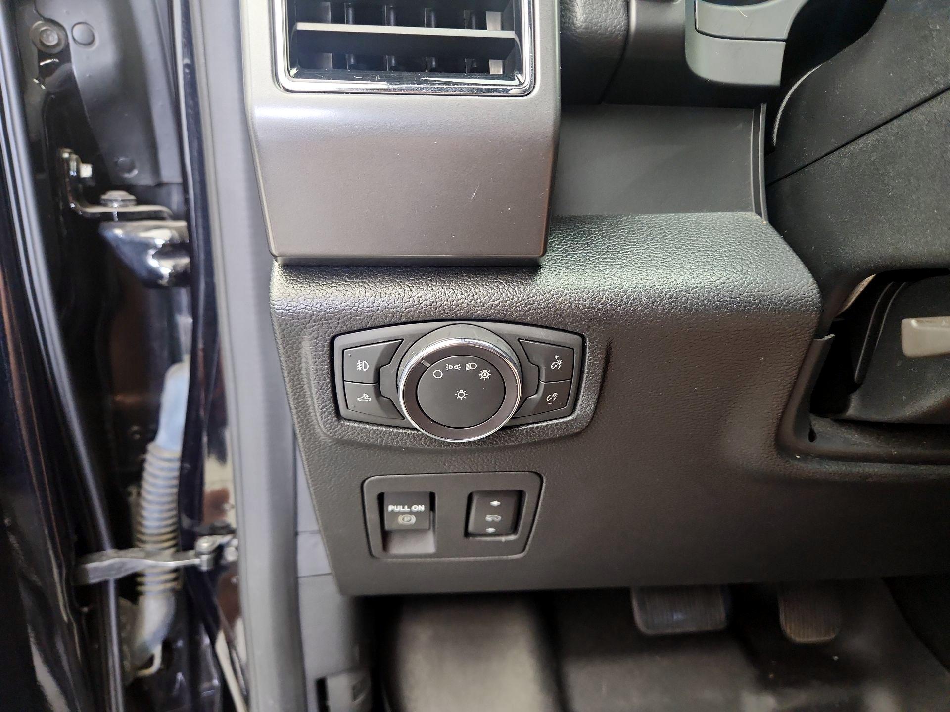 Thumbnail: 2019 Ford F-150 - 13