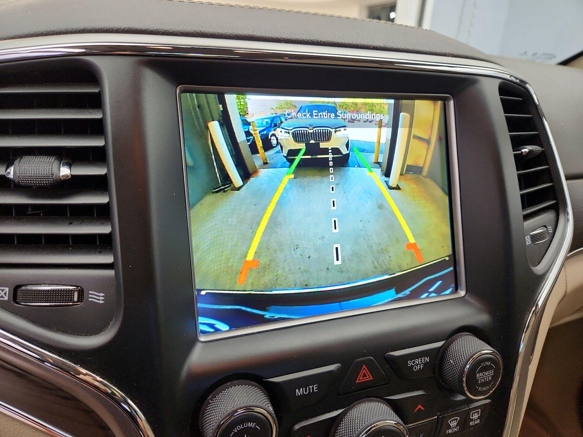 Thumbnail: 2018 Jeep Grand Cherokee - 15