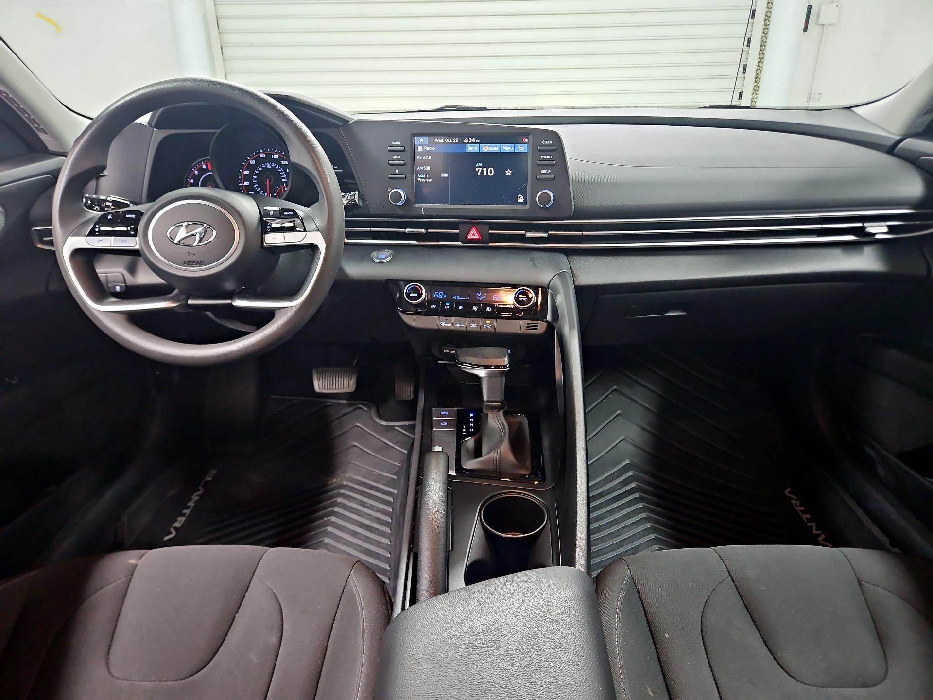 Thumbnail: 2023 Hyundai Elantra - 9
