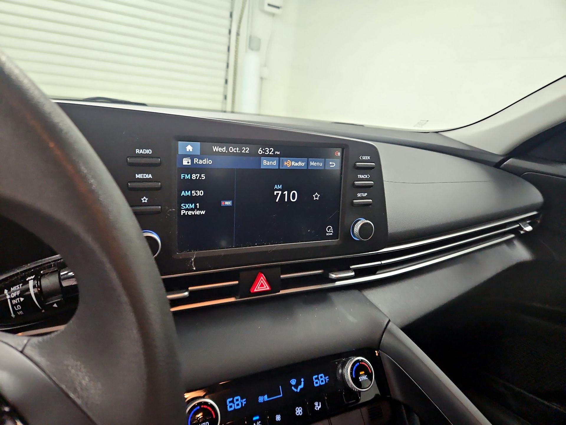 Thumbnail: 2023 Hyundai Elantra - 15