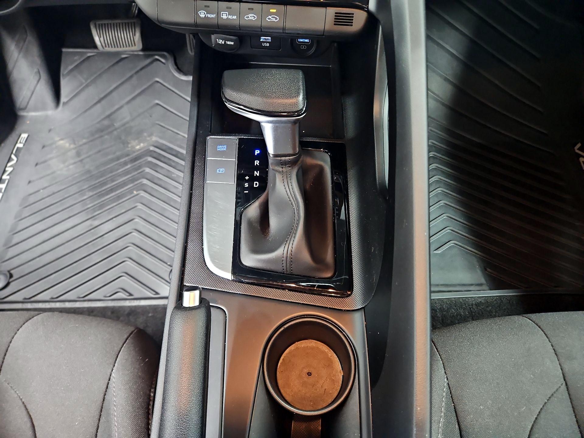 Thumbnail: 2023 Hyundai Elantra - 17