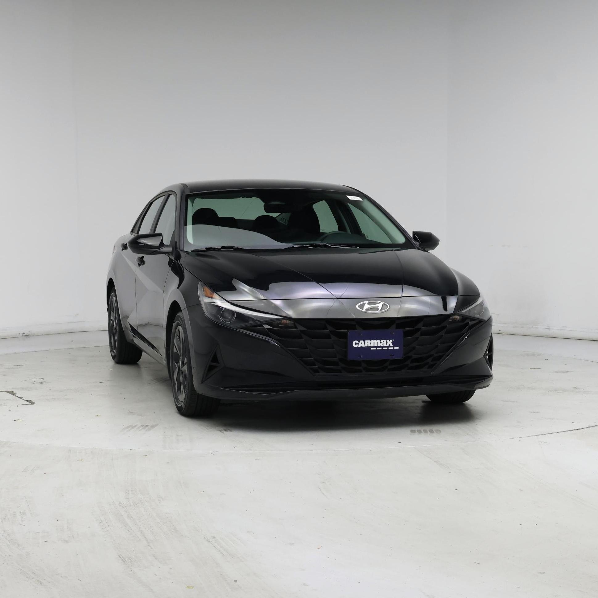 Thumbnail: 2023 Hyundai Elantra - 5